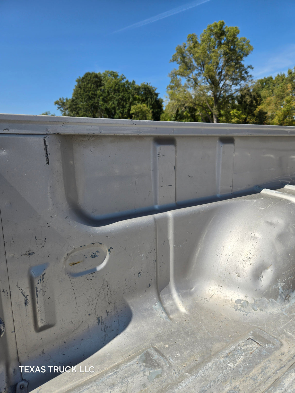 2004-2013 Chevrolet Colorado/ GMC Canyon Crew Cab Truck Bed - Silver/Tan