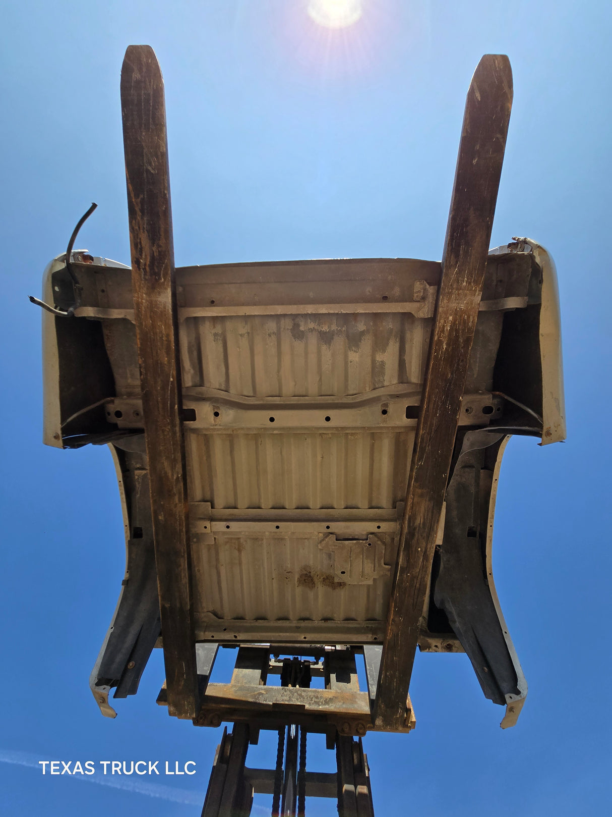 2004-2013 Chevrolet Colorado/ GMC Canyon Crew Cab Truck Bed - Silver/Tan