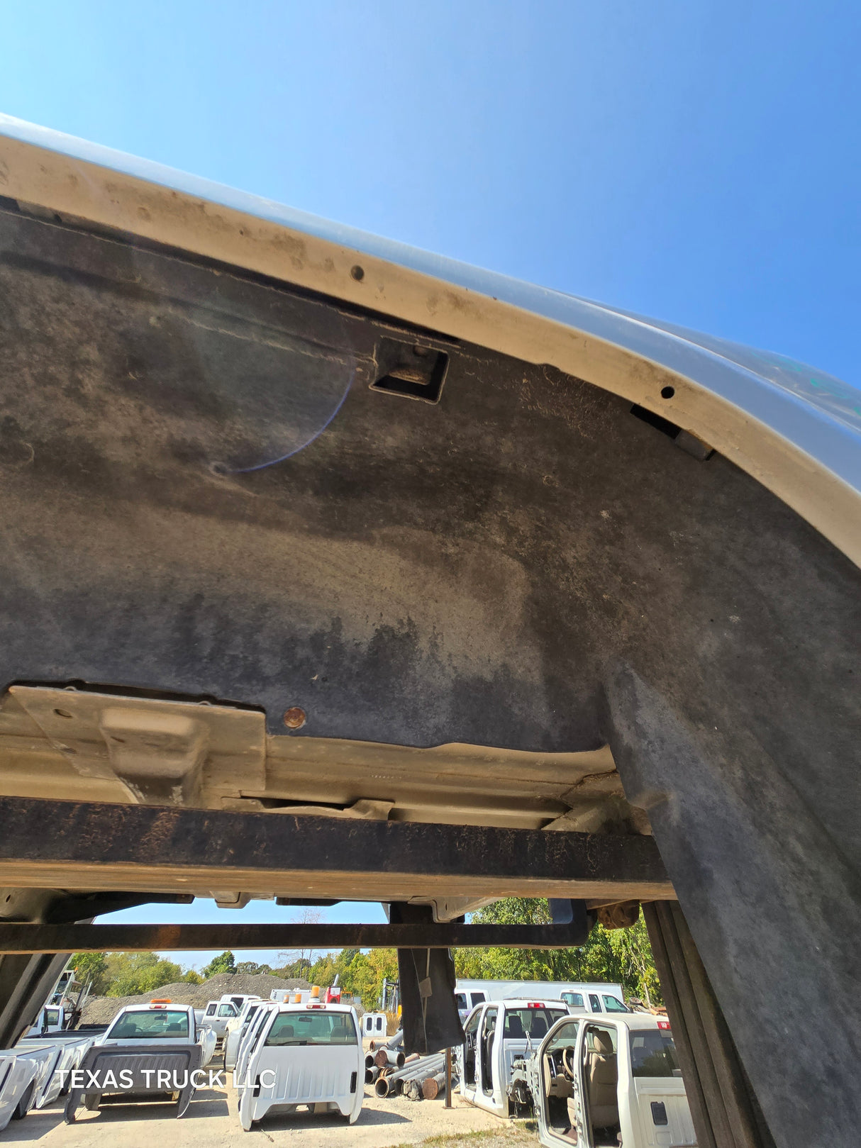 2004-2013 Chevrolet Colorado/ GMC Canyon Crew Cab Truck Bed - Silver/Tan