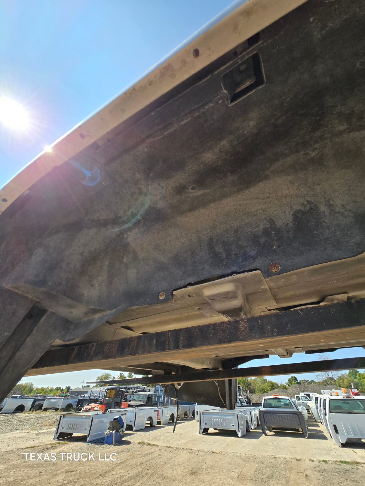 2004-2013 Chevrolet Colorado/ GMC Canyon Crew Cab Truck Bed - Silver/Tan