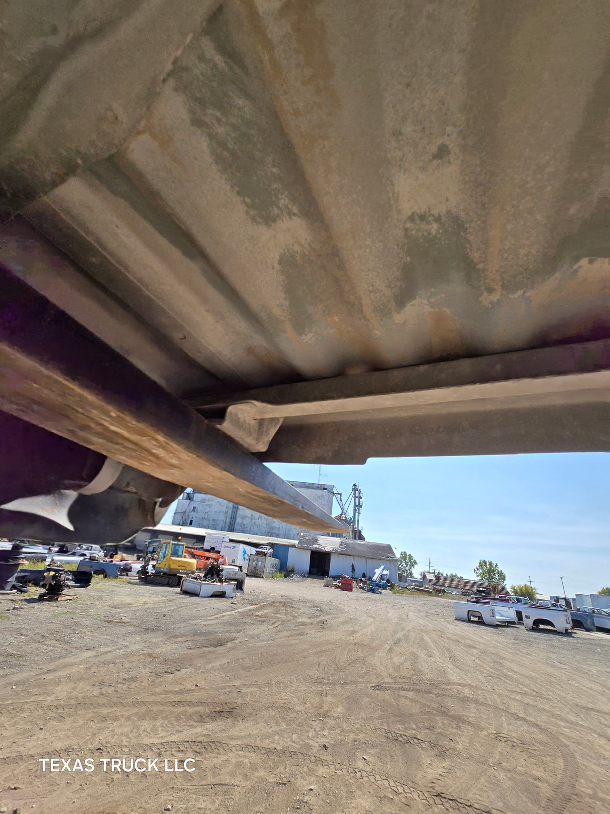 2004-2013 Chevrolet Colorado/ GMC Canyon Crew Cab Truck Bed - Silver/Tan