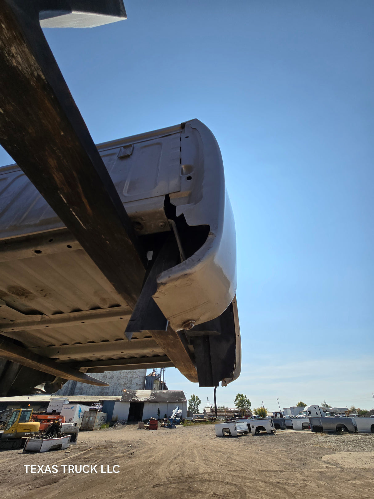 2004-2013 Chevrolet Colorado/ GMC Canyon Crew Cab Truck Bed - Silver/Tan