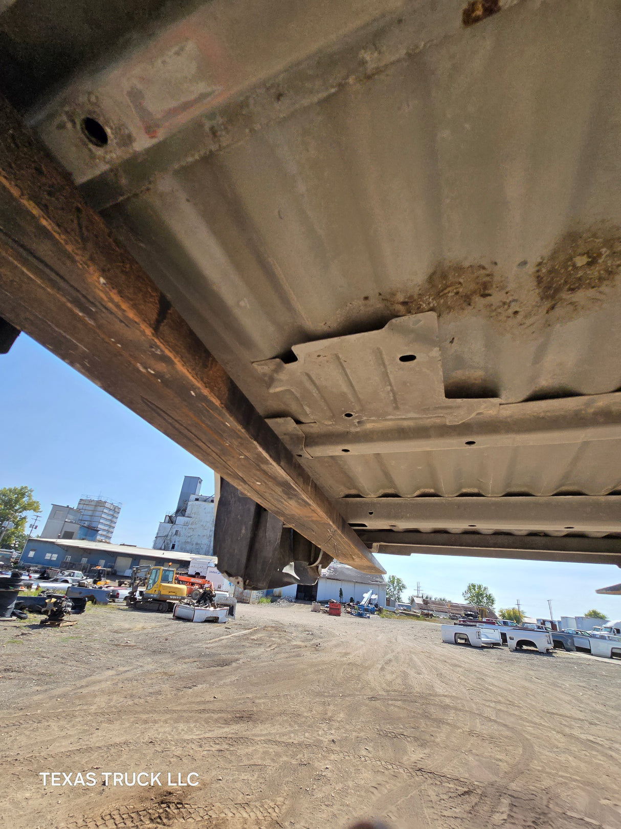 2004-2013 Chevrolet Colorado/ GMC Canyon Crew Cab Truck Bed - Silver/Tan