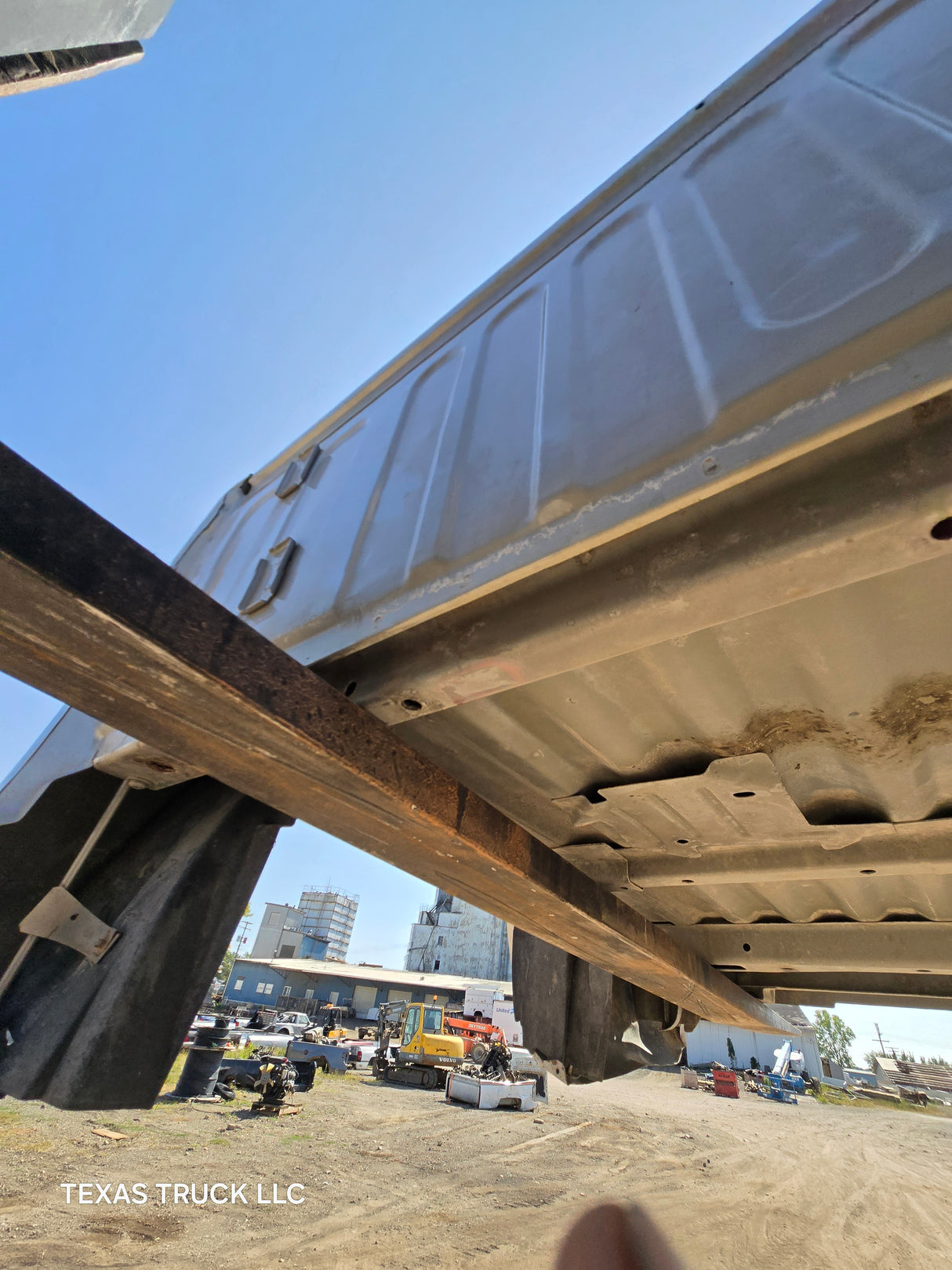 2004-2013 Chevrolet Colorado/ GMC Canyon Crew Cab Truck Bed - Silver/Tan