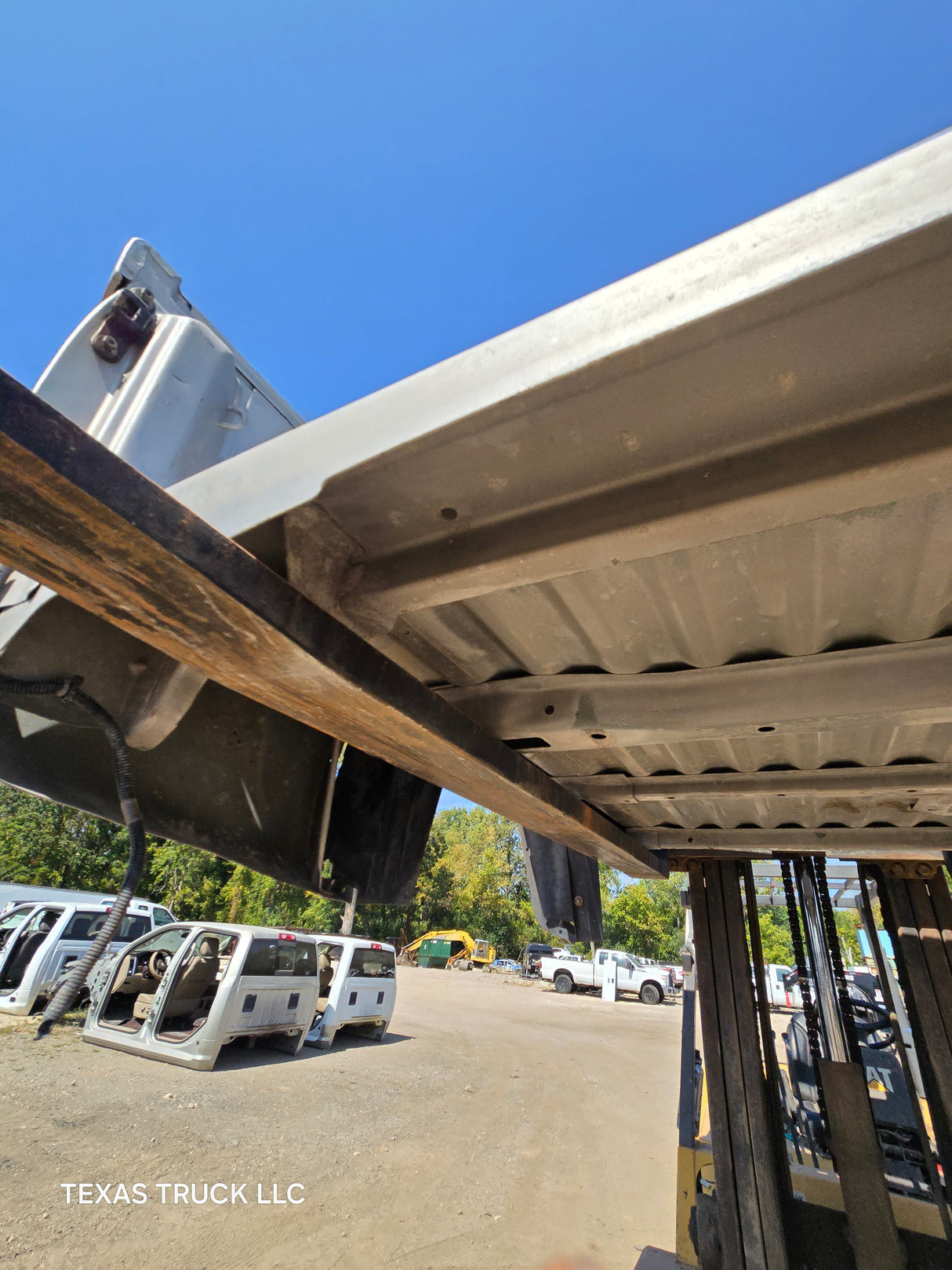 2004-2013 Chevrolet Colorado/ GMC Canyon Crew Cab Truck Bed - Silver/Tan