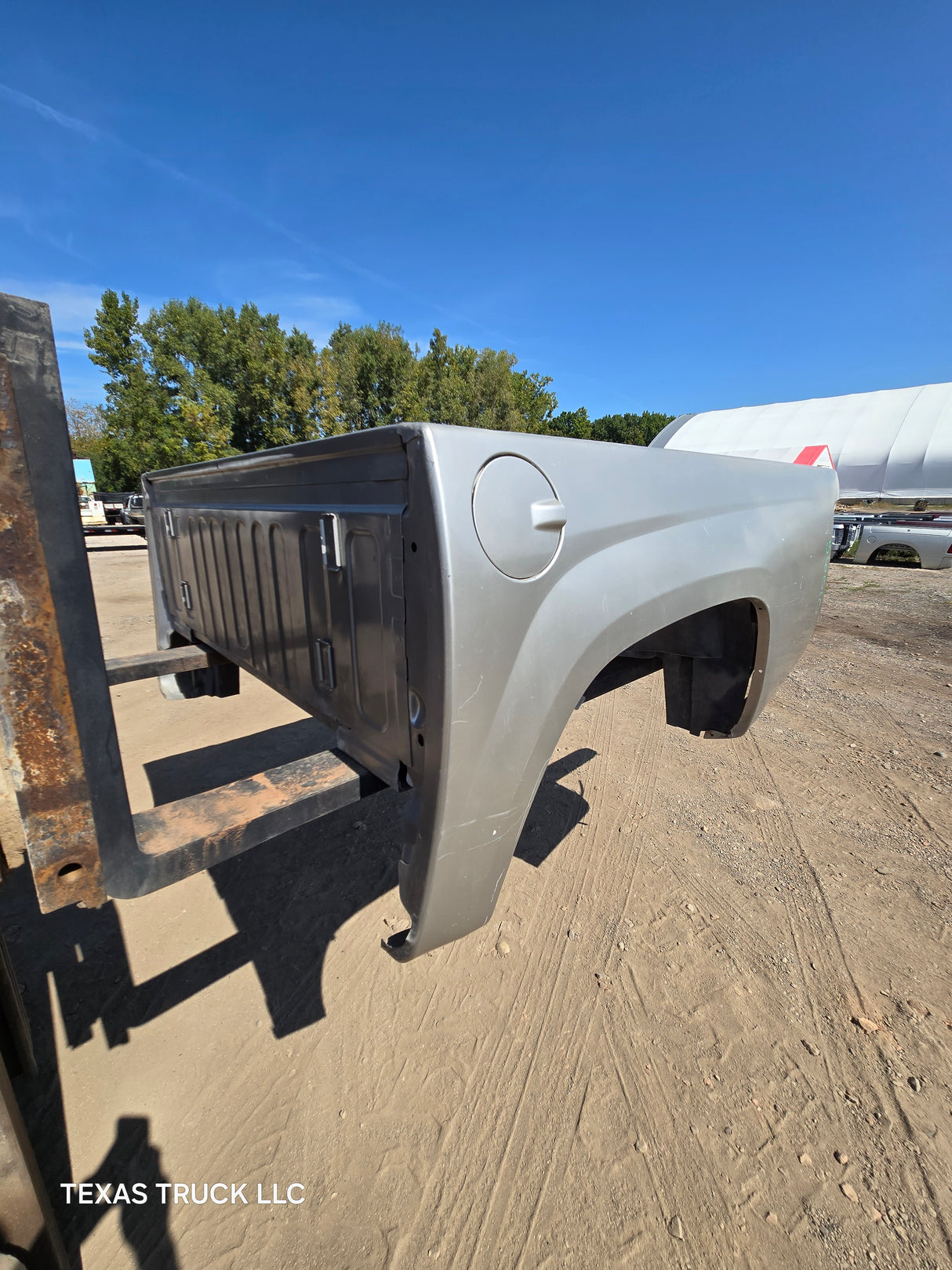 2004-2013 Chevrolet Colorado/ GMC Canyon Crew Cab Truck Bed - Silver/Tan