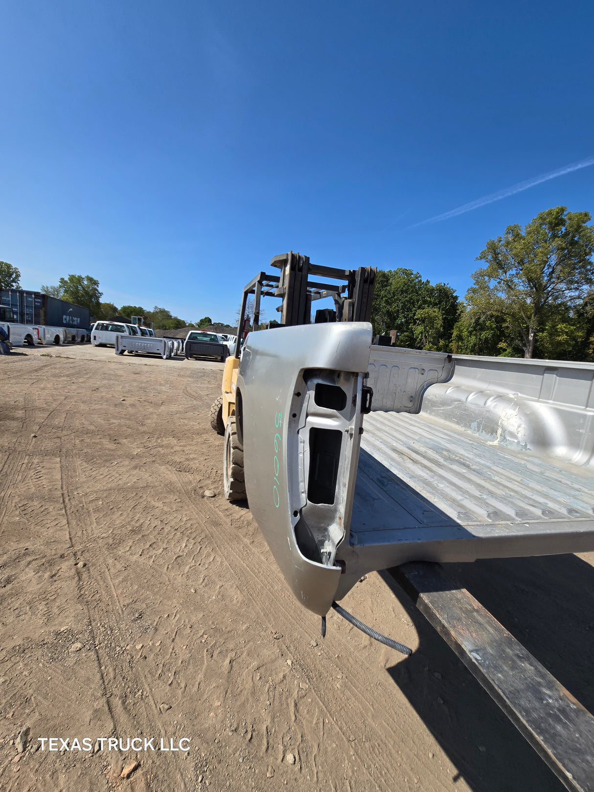2004-2013 Chevrolet Colorado/ GMC Canyon Crew Cab Truck Bed - Silver/Tan