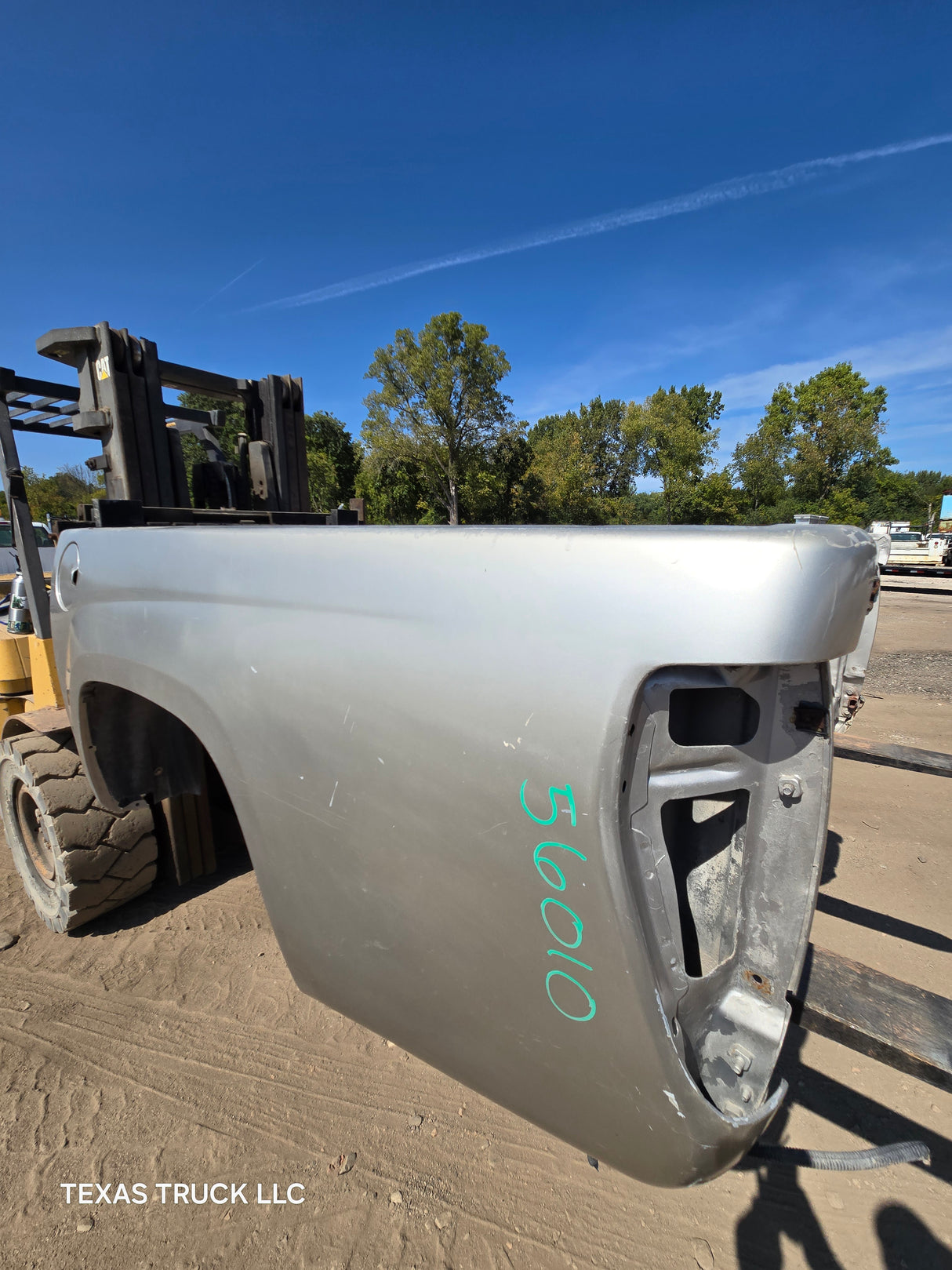 2004-2013 Chevrolet Colorado/ GMC Canyon Crew Cab Truck Bed - Silver/Tan