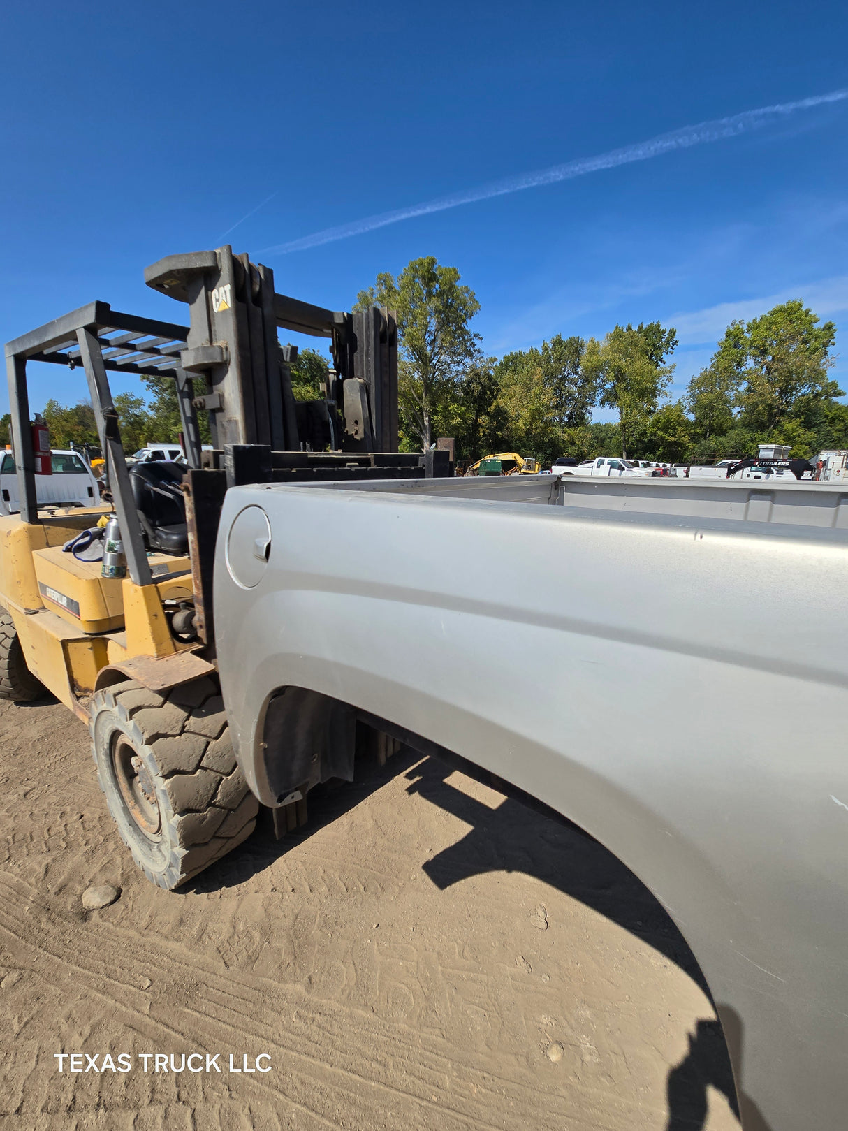 2004-2013 Chevrolet Colorado/ GMC Canyon Crew Cab Truck Bed - Silver/Tan