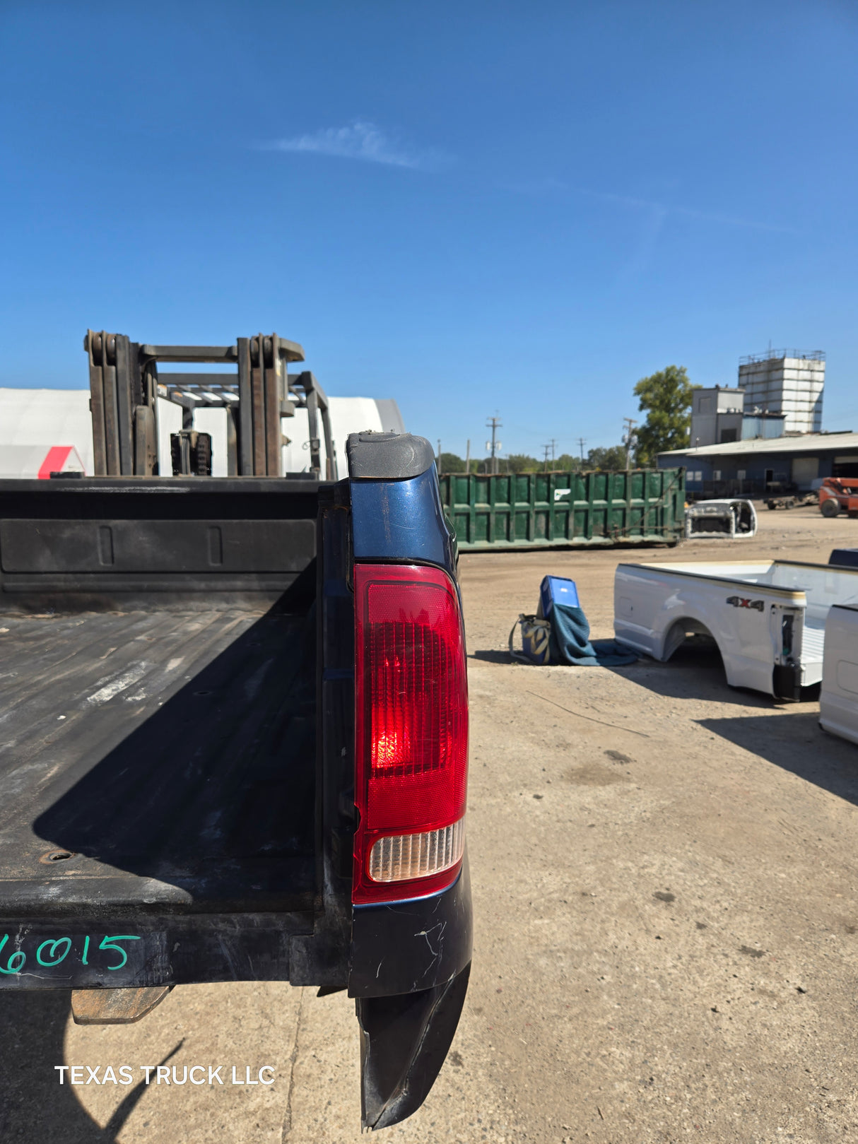 1999-2010 Ford Super Duty F250 F350 6' 9" Short Truck Bed - Blue