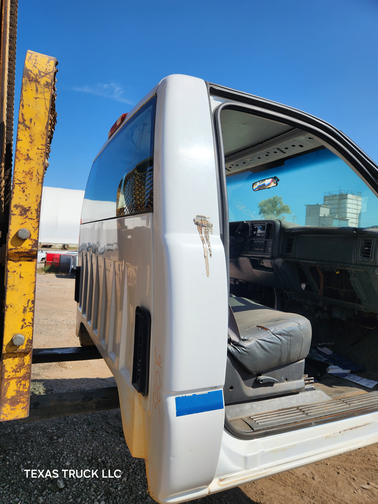 1999-2007 Chevrolet Silverado / GMC Sierra 1500 2500 HD 3500HD Regular Cab Body