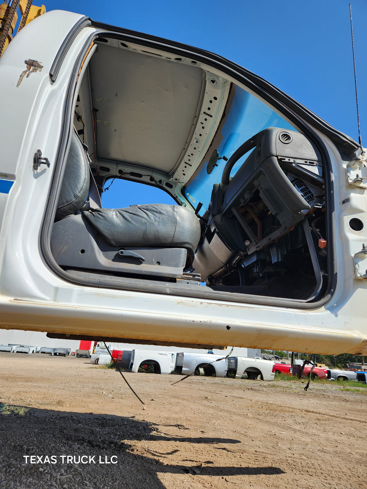 1999-2007 Chevrolet Silverado / GMC Sierra 1500 2500 HD 3500HD Regular Cab Body