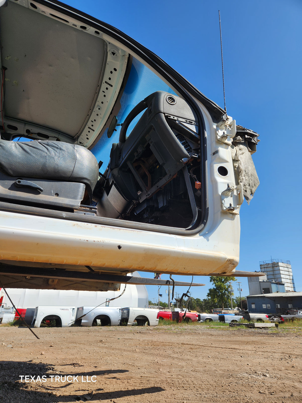 1999-2007 Chevrolet Silverado / GMC Sierra 1500 2500 HD 3500HD Regular Cab Body