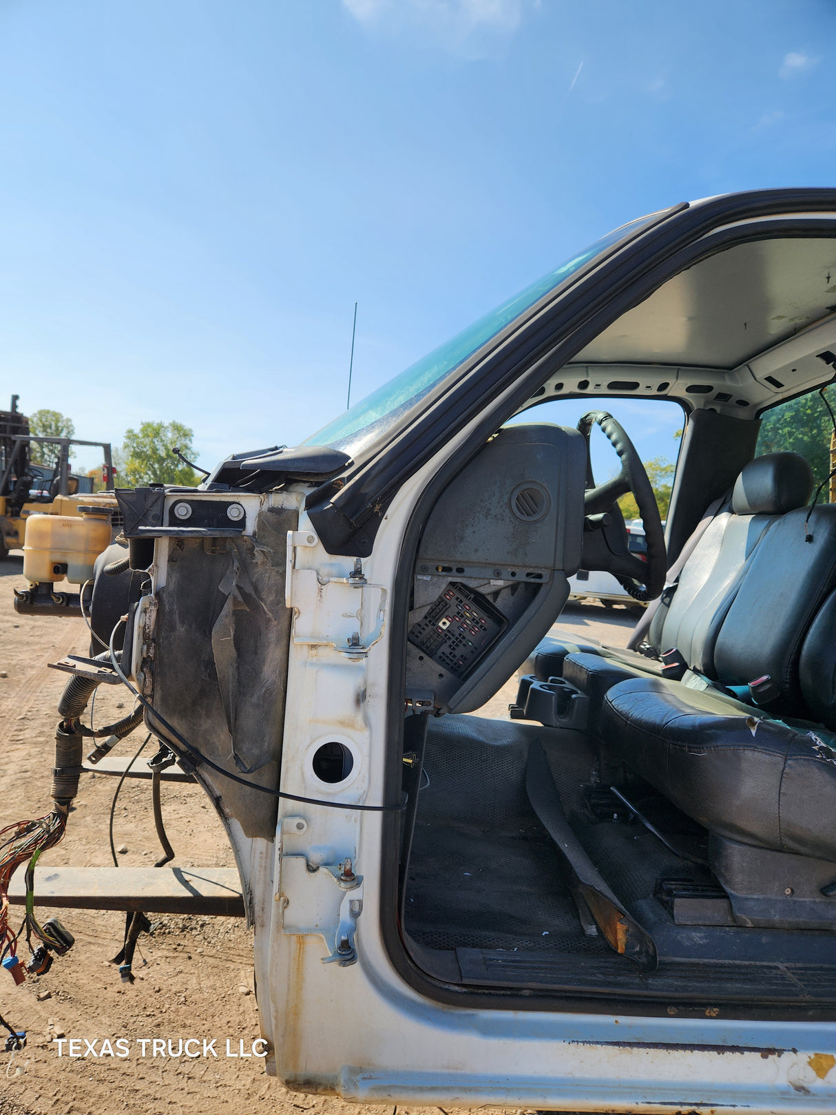 1999-2007 Chevrolet Silverado / GMC Sierra 1500 2500 HD 3500HD Regular Cab Body