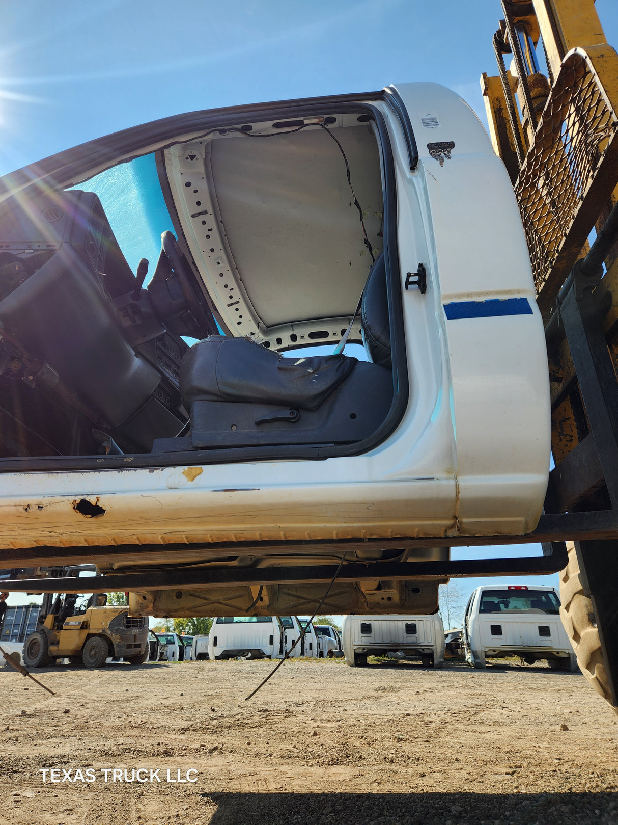 1999-2007 Chevrolet Silverado / GMC Sierra 1500 2500 HD 3500HD Regular Cab Body