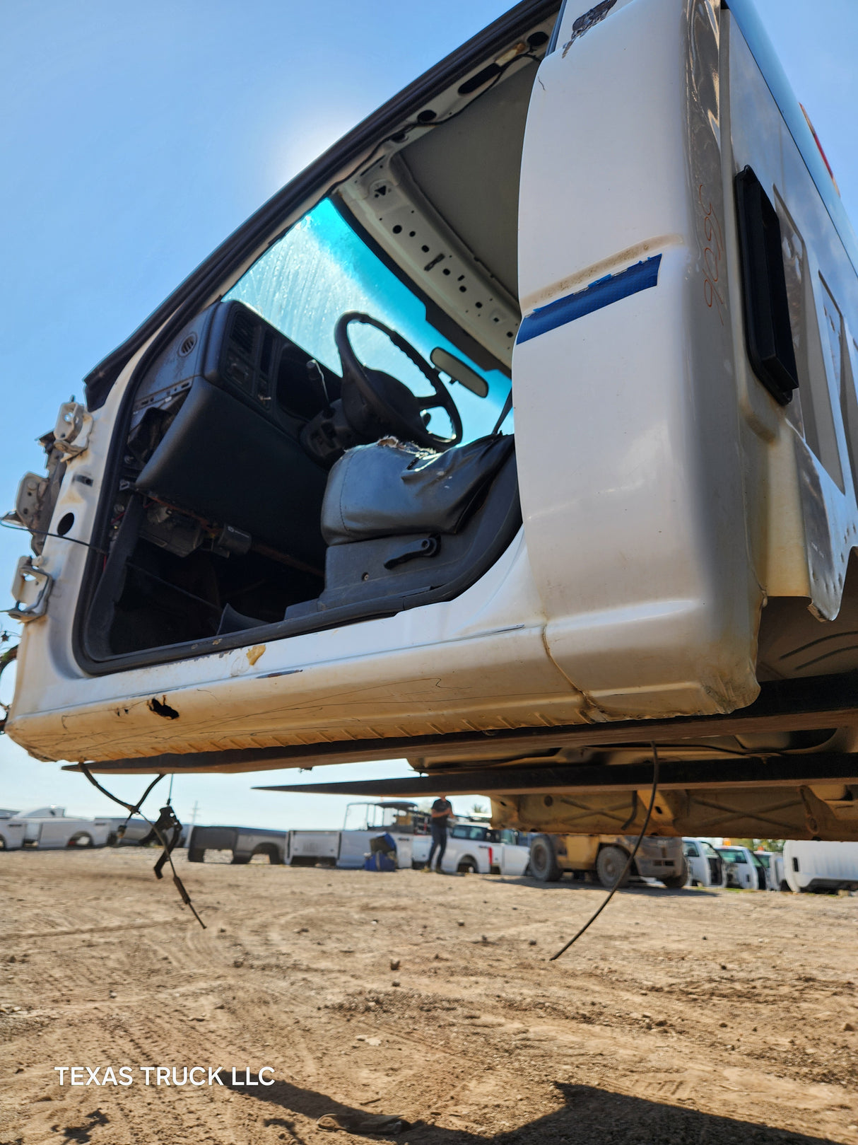 1999-2007 Chevrolet Silverado / GMC Sierra 1500 2500 HD 3500HD Regular Cab Body