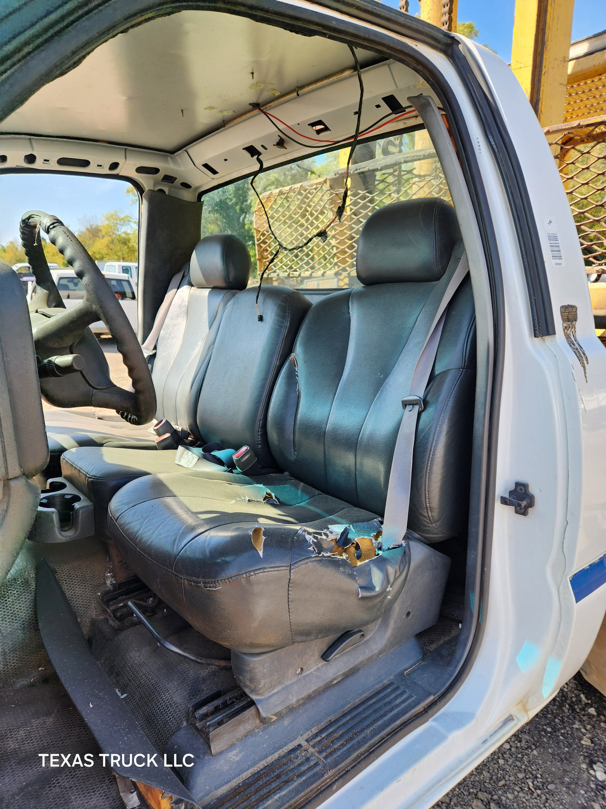 1999-2007 Chevrolet Silverado / GMC Sierra 1500 2500 HD 3500HD Regular Cab Body