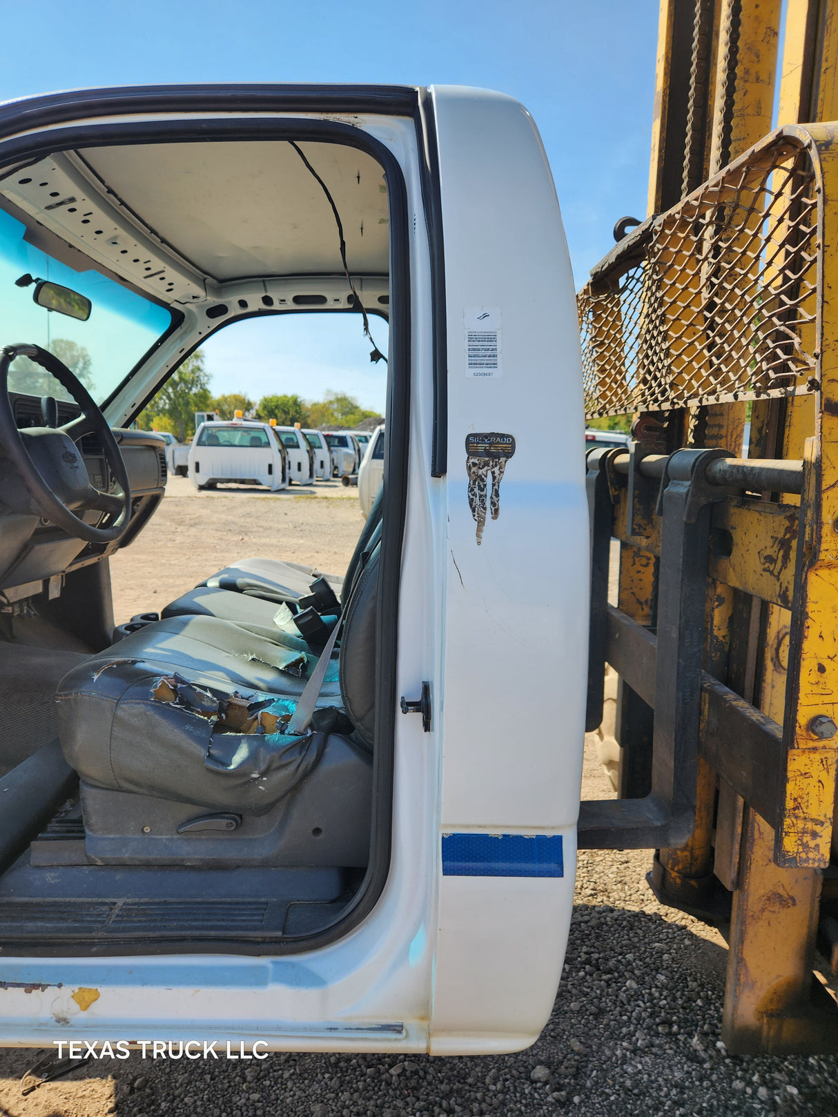 1999-2007 Chevrolet Silverado / GMC Sierra 1500 2500 HD 3500HD Regular Cab Body