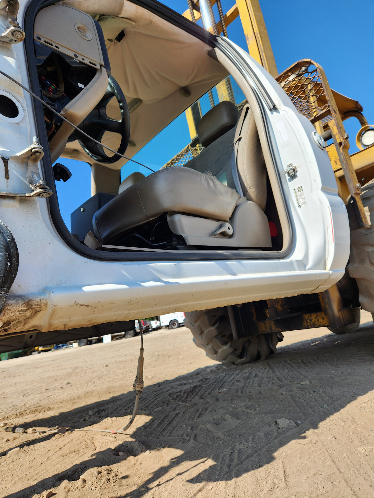 1999-2007 Chevrolet Silverado / GMC Sierra 1500 2500 HD 3500HD Regular Cab Body - Summit white