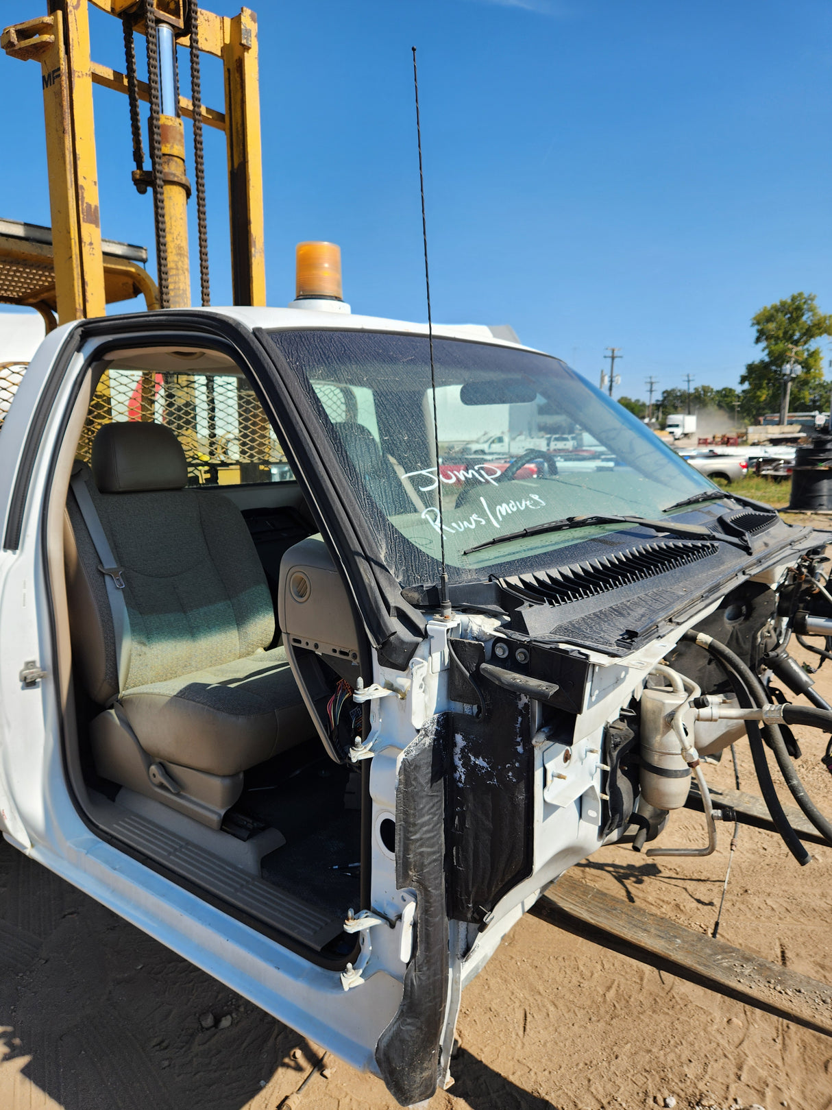 1999-2007 Chevrolet Silverado / GMC Sierra 1500 2500 HD 3500HD Regular Cab Body - Summit white