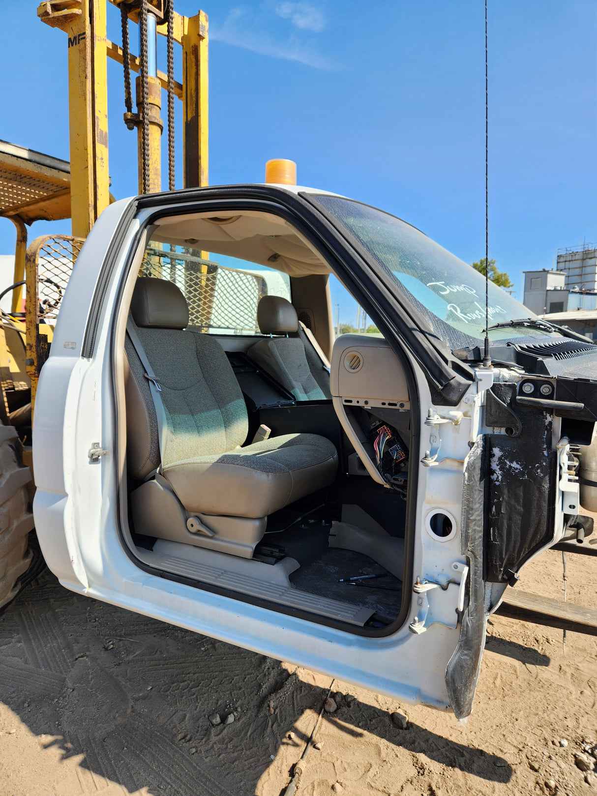 1999-2007 Chevrolet Silverado / GMC Sierra 1500 2500 HD 3500HD Regular Cab Body - Summit white