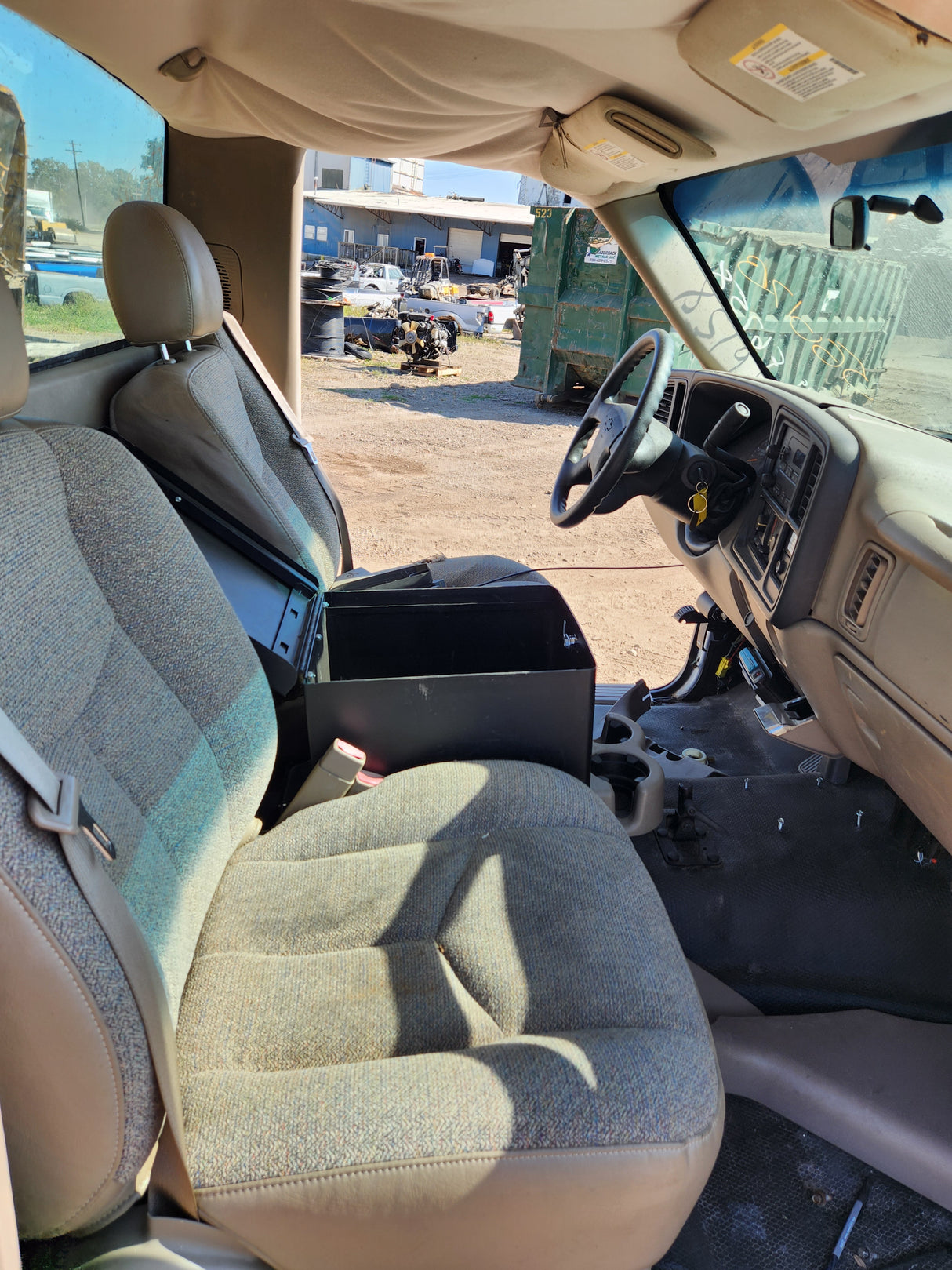 1999-2007 Chevrolet Silverado / GMC Sierra 1500 2500 HD 3500HD Regular Cab Body - Summit white