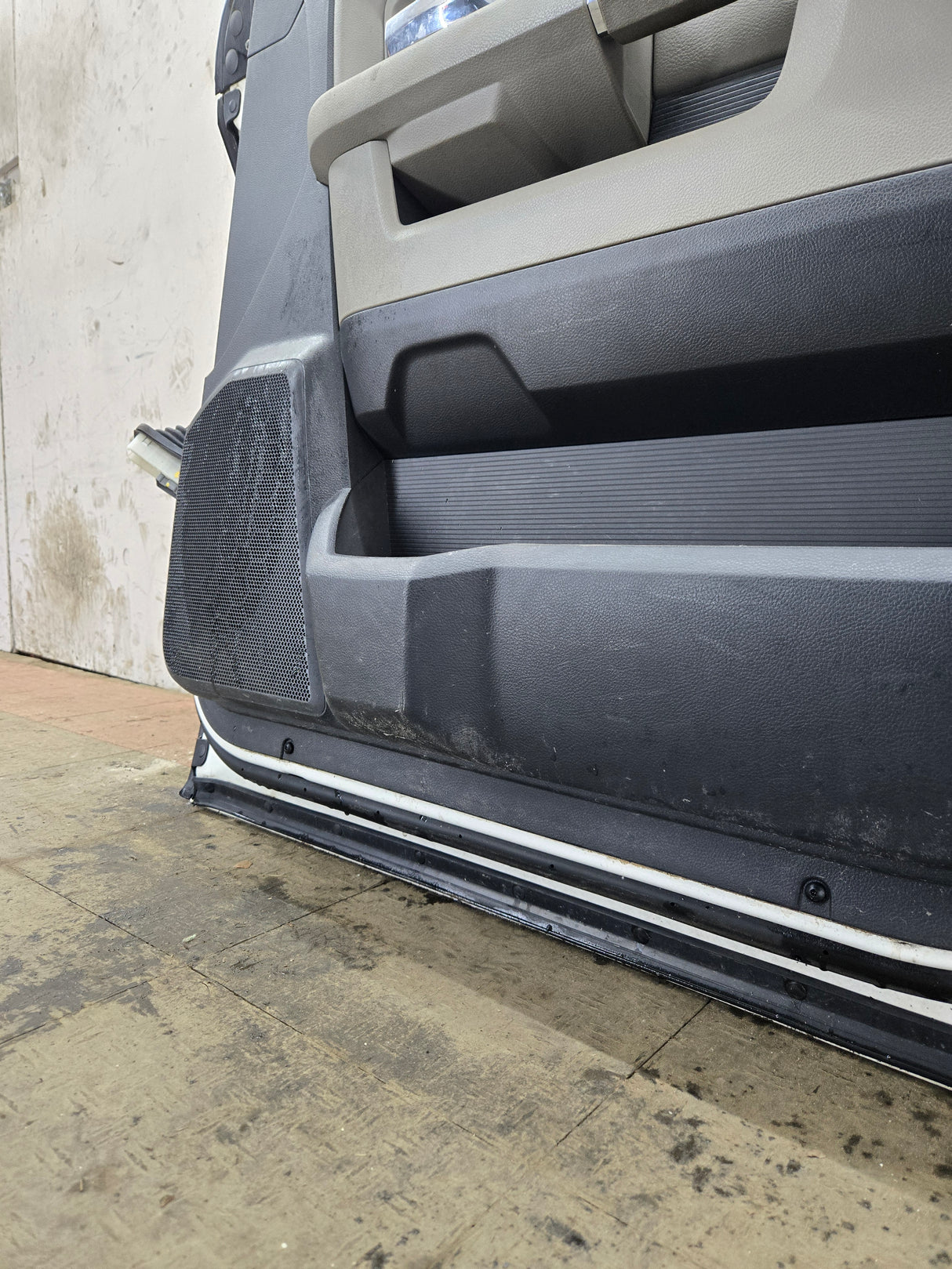 2009-2018 Dodge Ram 4th Gen Passenger Side RH Front Quad Crew Cab Door 1500 2500 3500 4500 5500 - Bright White