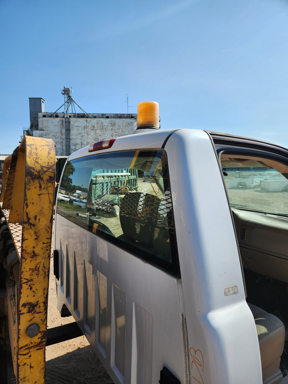 1999-2007 Chevrolet Silverado / GMC Sierra 1500 2500 HD 3500HD Regular Cab Body - Summit white