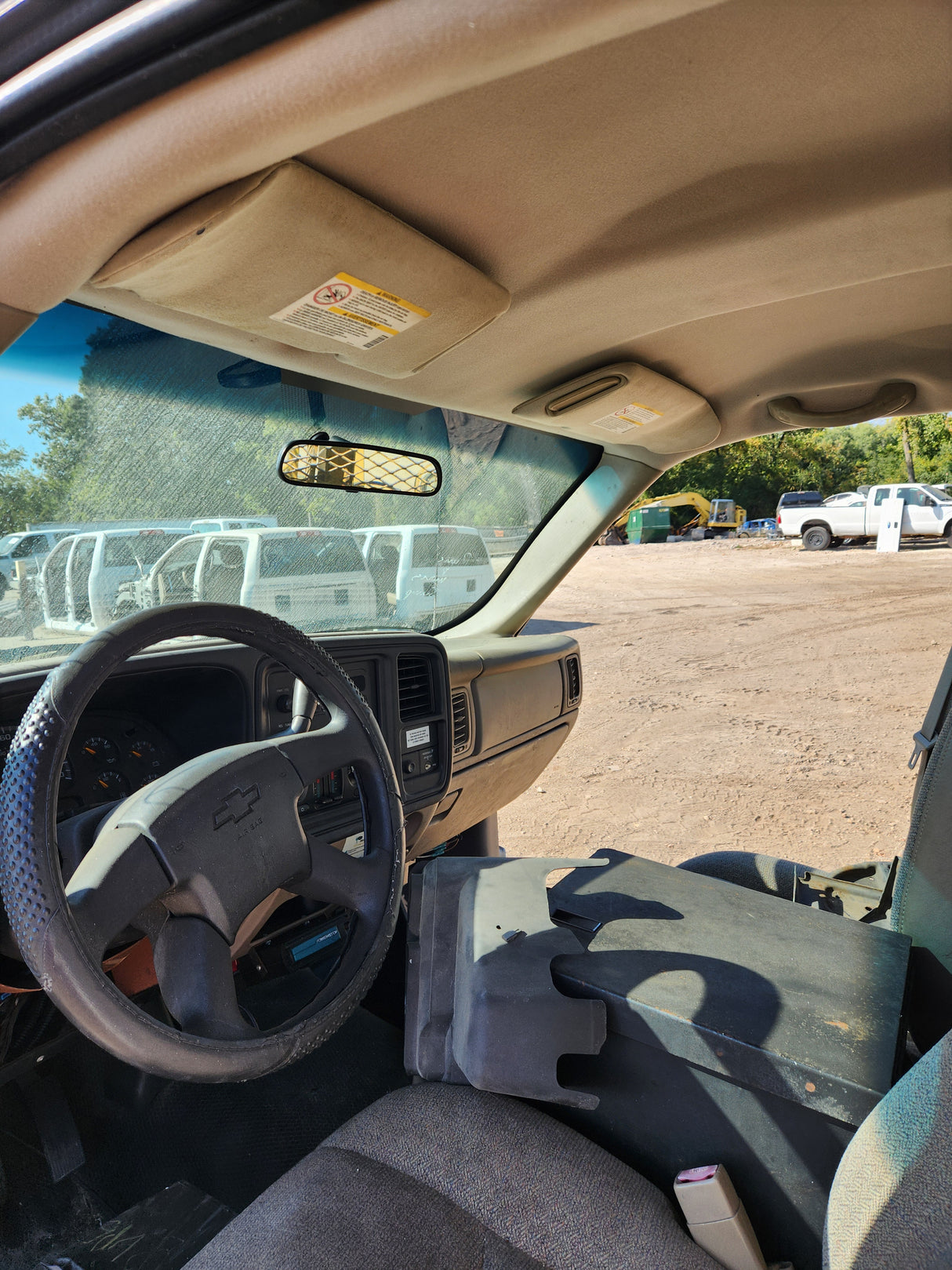 1999-2007 Chevrolet Silverado / GMC Sierra 1500 2500 HD 3500HD Regular Cab Body - Summit white