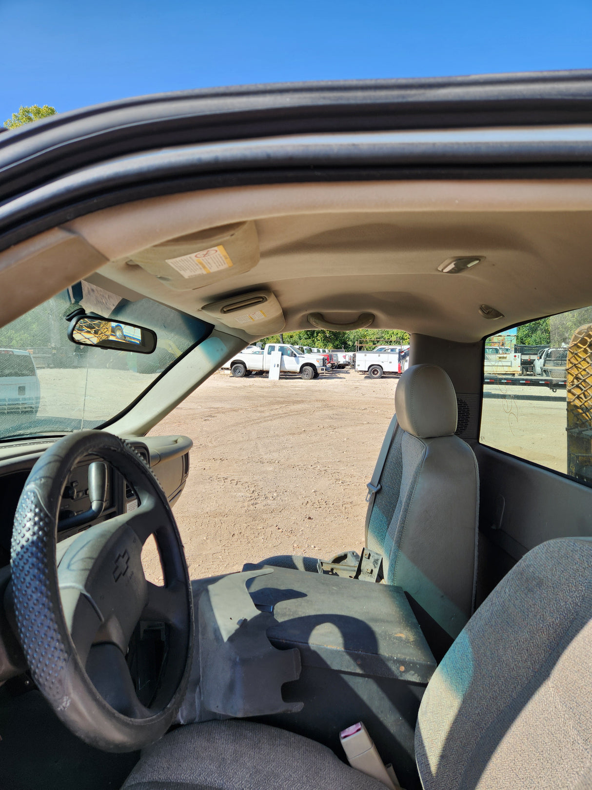 1999-2007 Chevrolet Silverado / GMC Sierra 1500 2500 HD 3500HD Regular Cab Body - Summit white