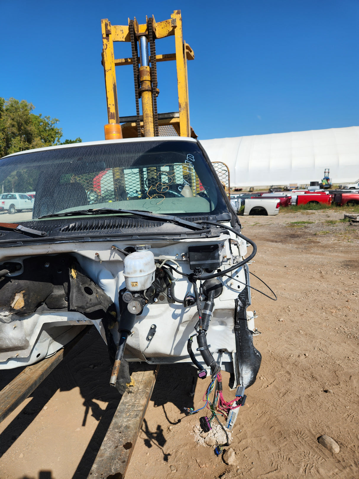 1999-2007 Chevrolet Silverado / GMC Sierra 1500 2500 HD 3500HD Regular Cab Body - Summit white
