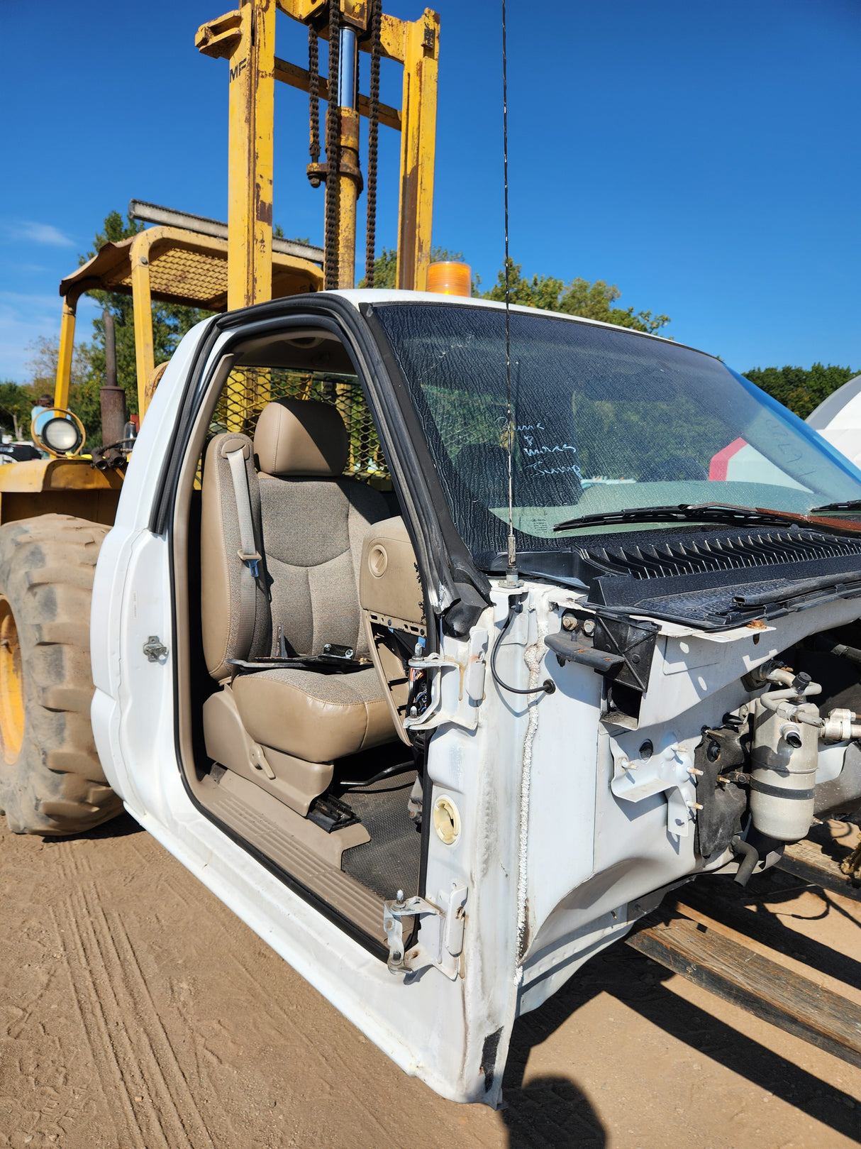 1999-2007 Chevrolet Silverado / GMC Sierra 1500 2500 HD 3500HD Regular Cab Body - Summit white