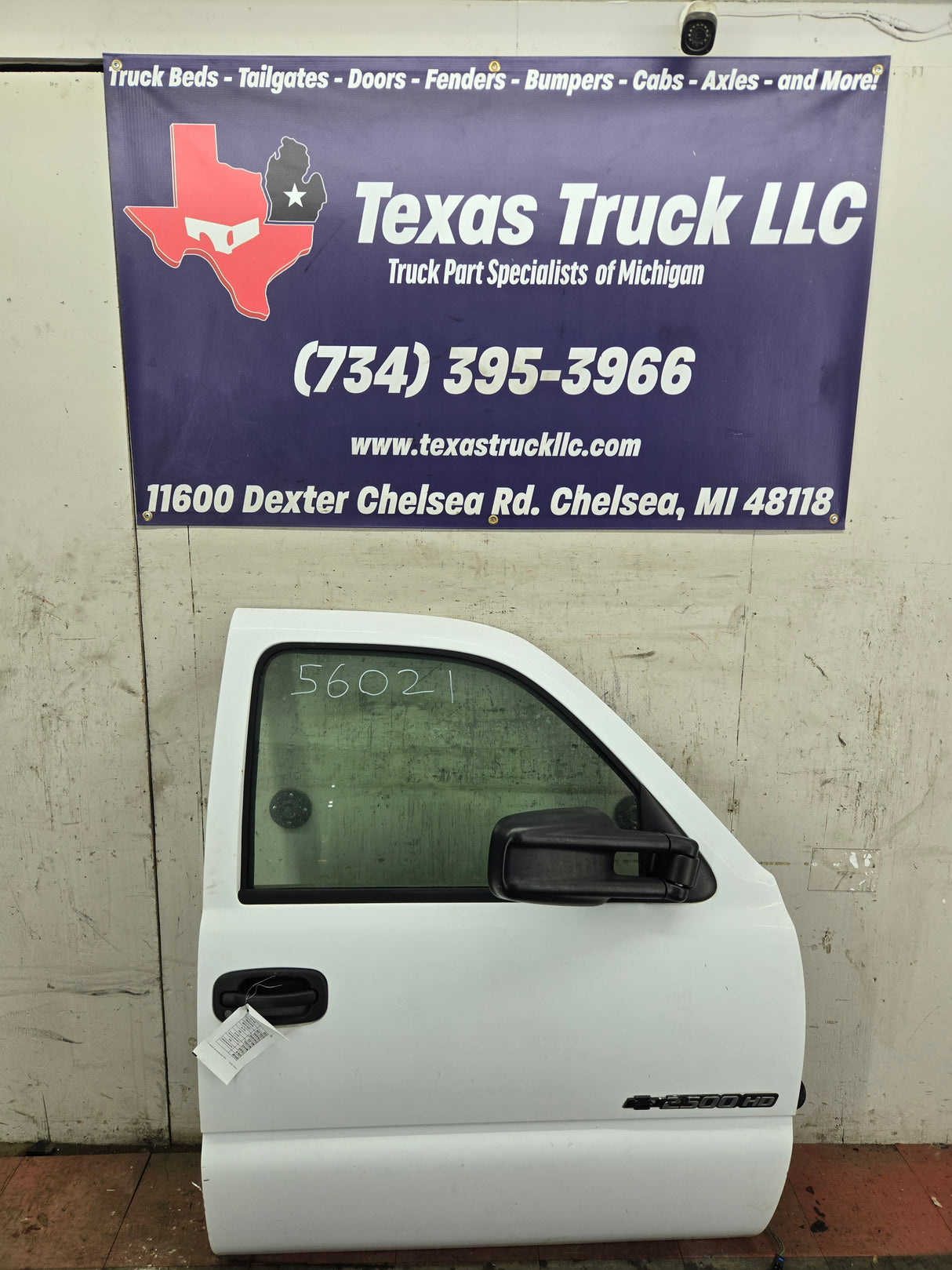 1999-2006 Chevrolet Silverado / GMC Sierra 1500 2500 3500 HD Front Passenger side Door RH