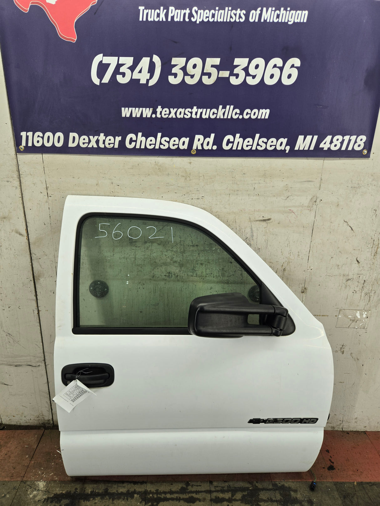 1999-2006 Chevrolet Silverado / GMC Sierra 1500 2500 3500 HD Front Passenger side Door RH