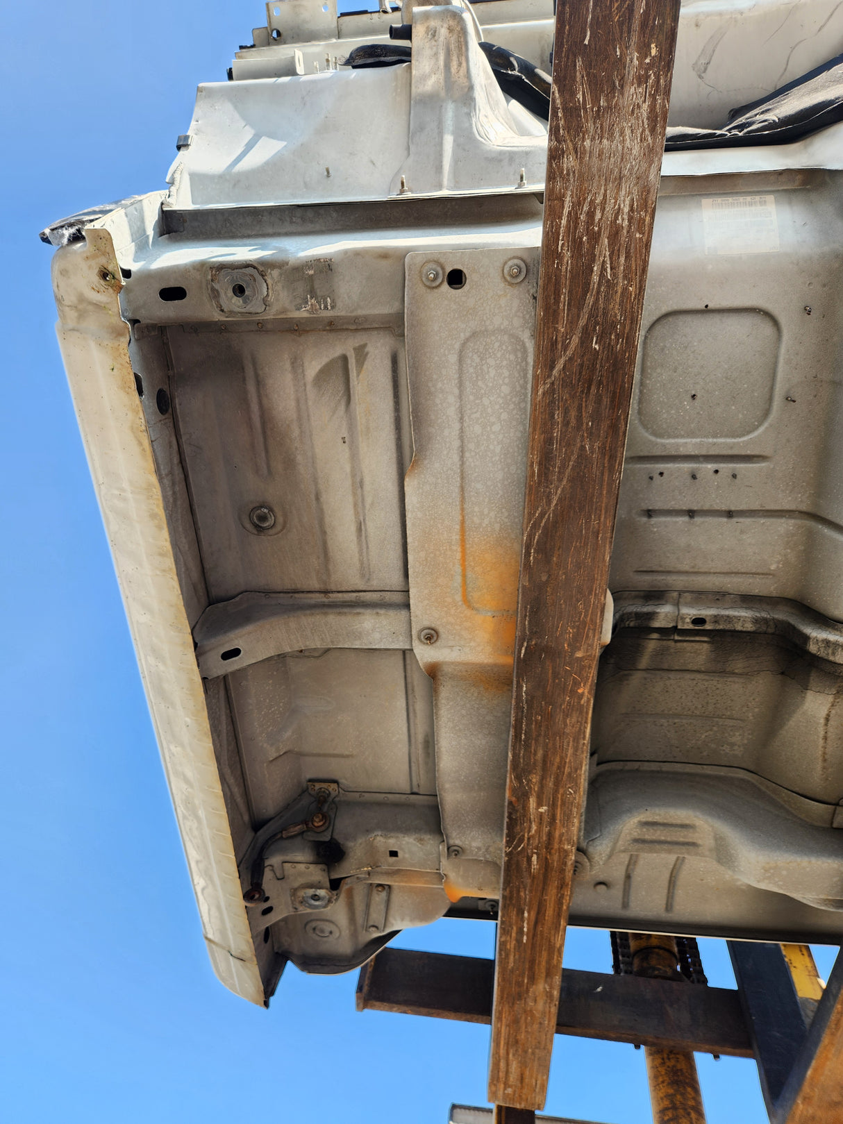 1999-2007 Chevrolet Silverado / GMC Sierra 1500 2500 HD 3500HD Regular Cab Body - Summit white