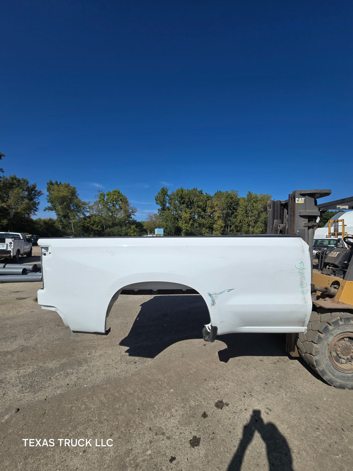 2019-2025 Chevrolet Silverado 1500 8' Long Truck Bed - White