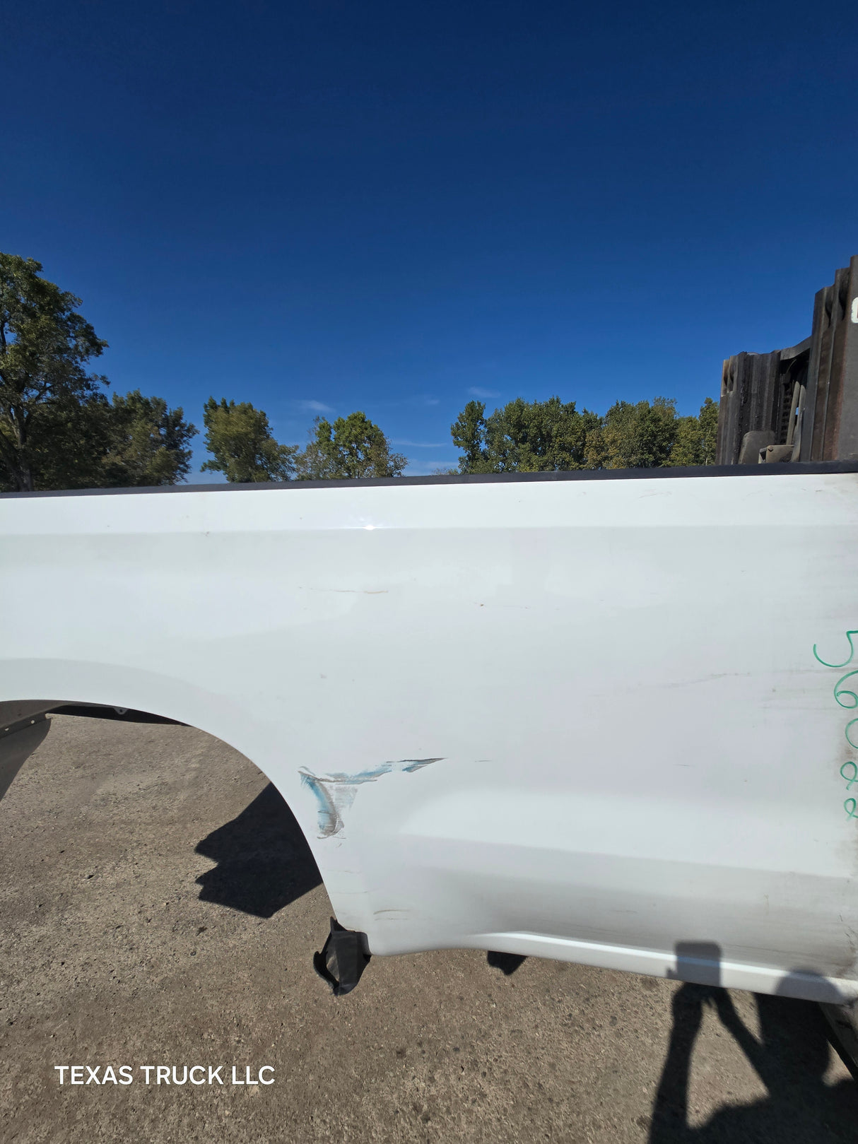 2019-2025 Chevrolet Silverado 1500 8' Long Truck Bed - White