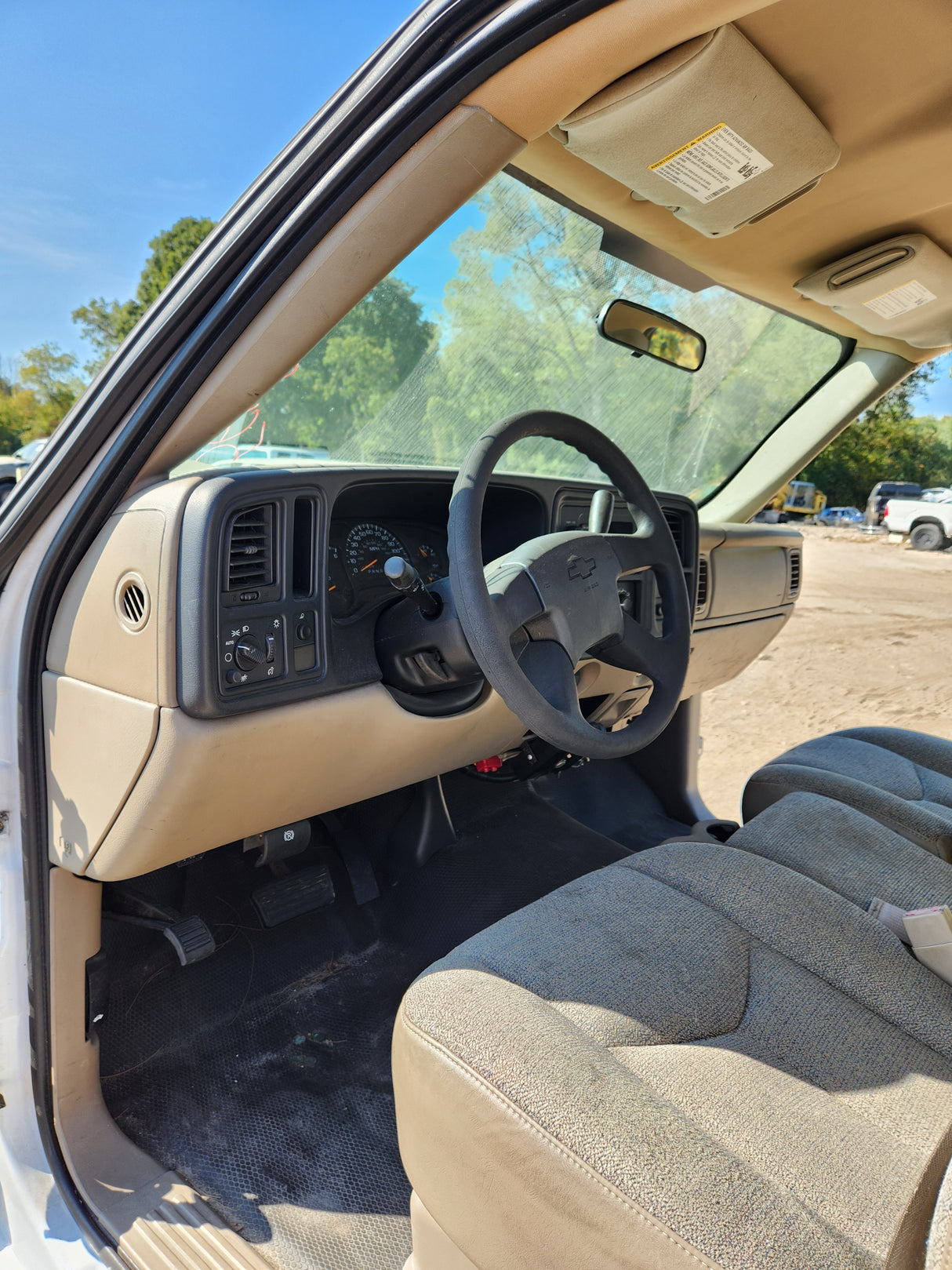 1999-2007 Chevrolet Silverado / GMC Sierra 1500 2500 HD 3500HD Regular Cab Body - Summit white