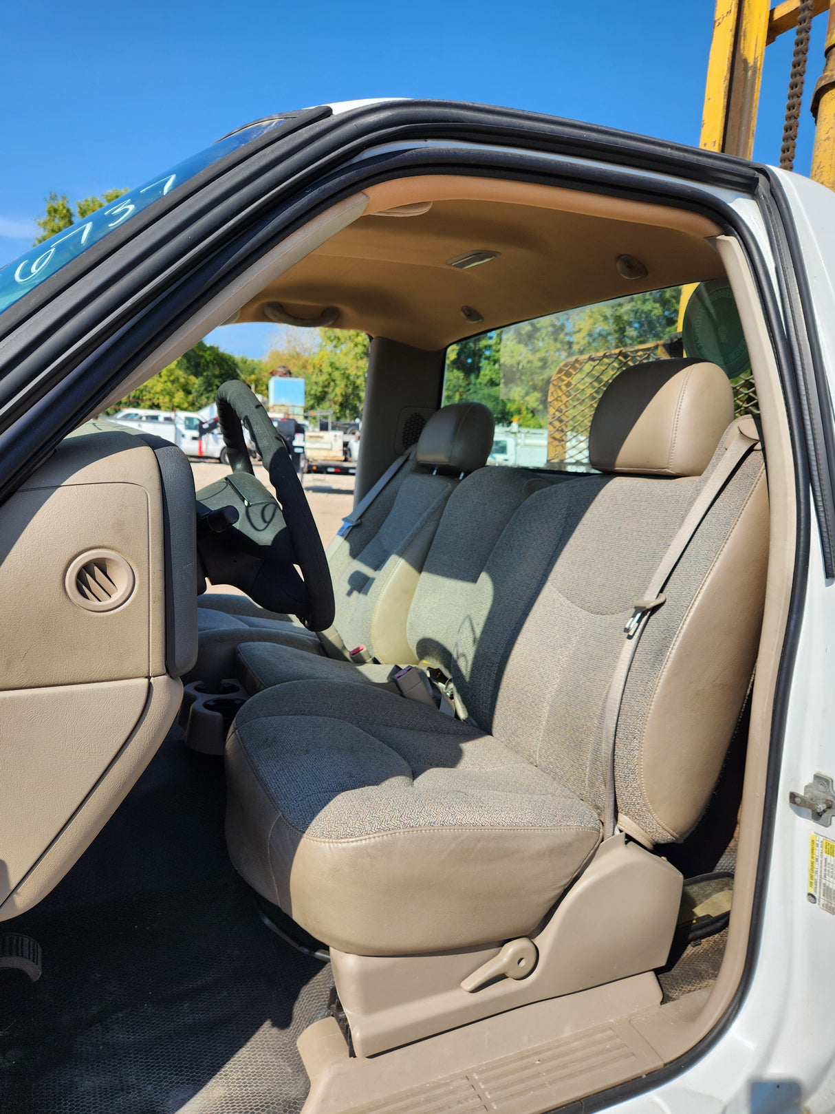 1999-2007 Chevrolet Silverado / GMC Sierra 1500 2500 HD 3500HD Regular Cab Body - Summit white