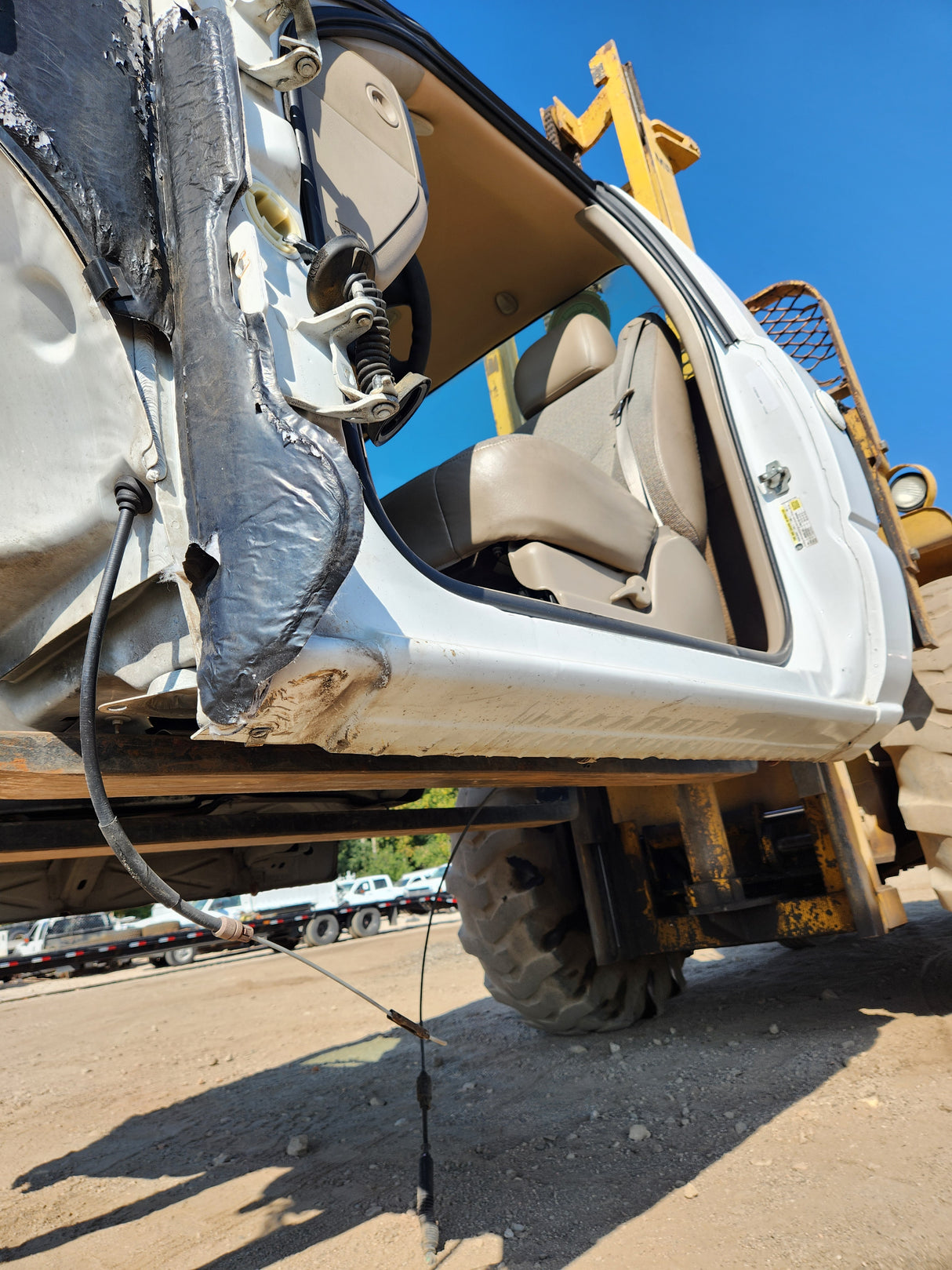 1999-2007 Chevrolet Silverado / GMC Sierra 1500 2500 HD 3500HD Regular Cab Body - Summit white