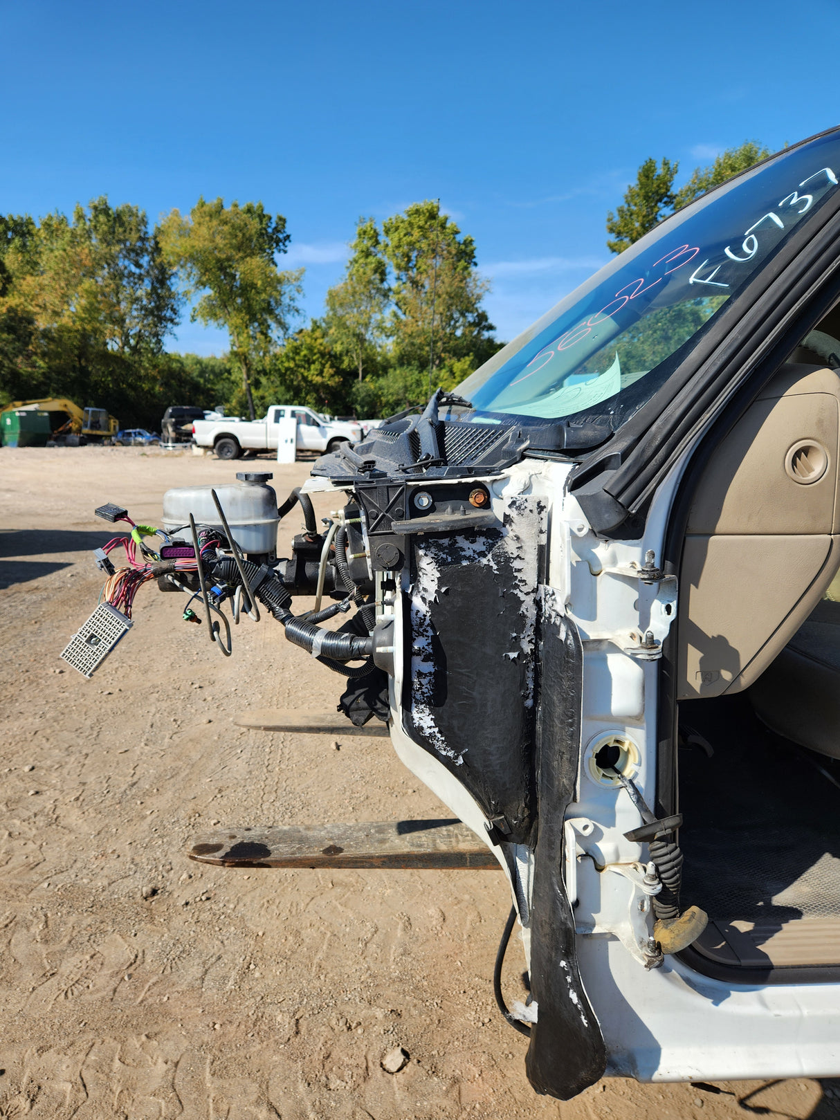 1999-2007 Chevrolet Silverado / GMC Sierra 1500 2500 HD 3500HD Regular Cab Body - Summit white