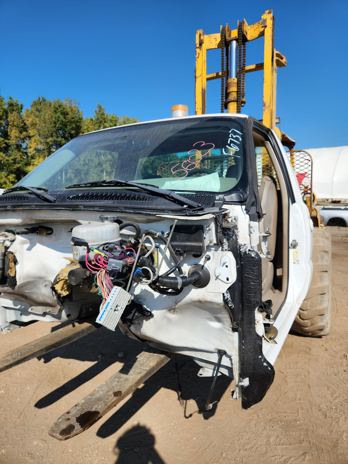1999-2007 Chevrolet Silverado / GMC Sierra 1500 2500 HD 3500HD Regular Cab Body - Summit white