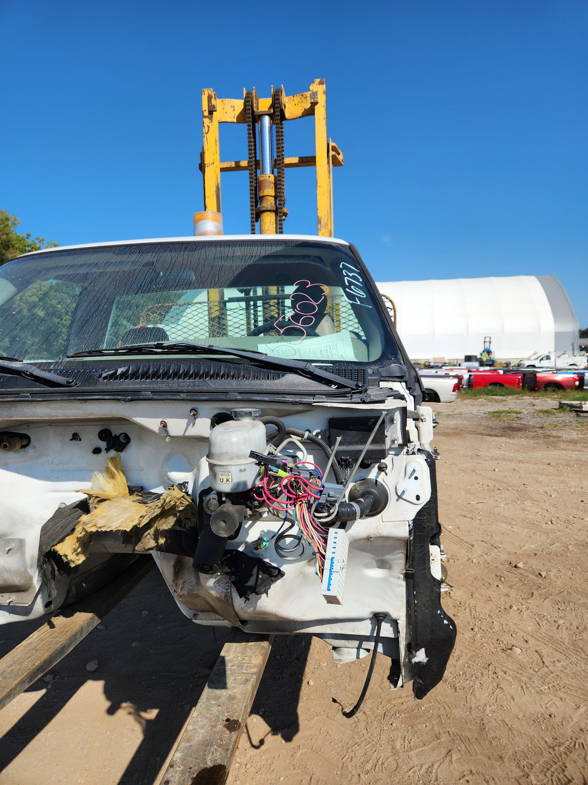 1999-2007 Chevrolet Silverado / GMC Sierra 1500 2500 HD 3500HD Regular Cab Body - Summit white