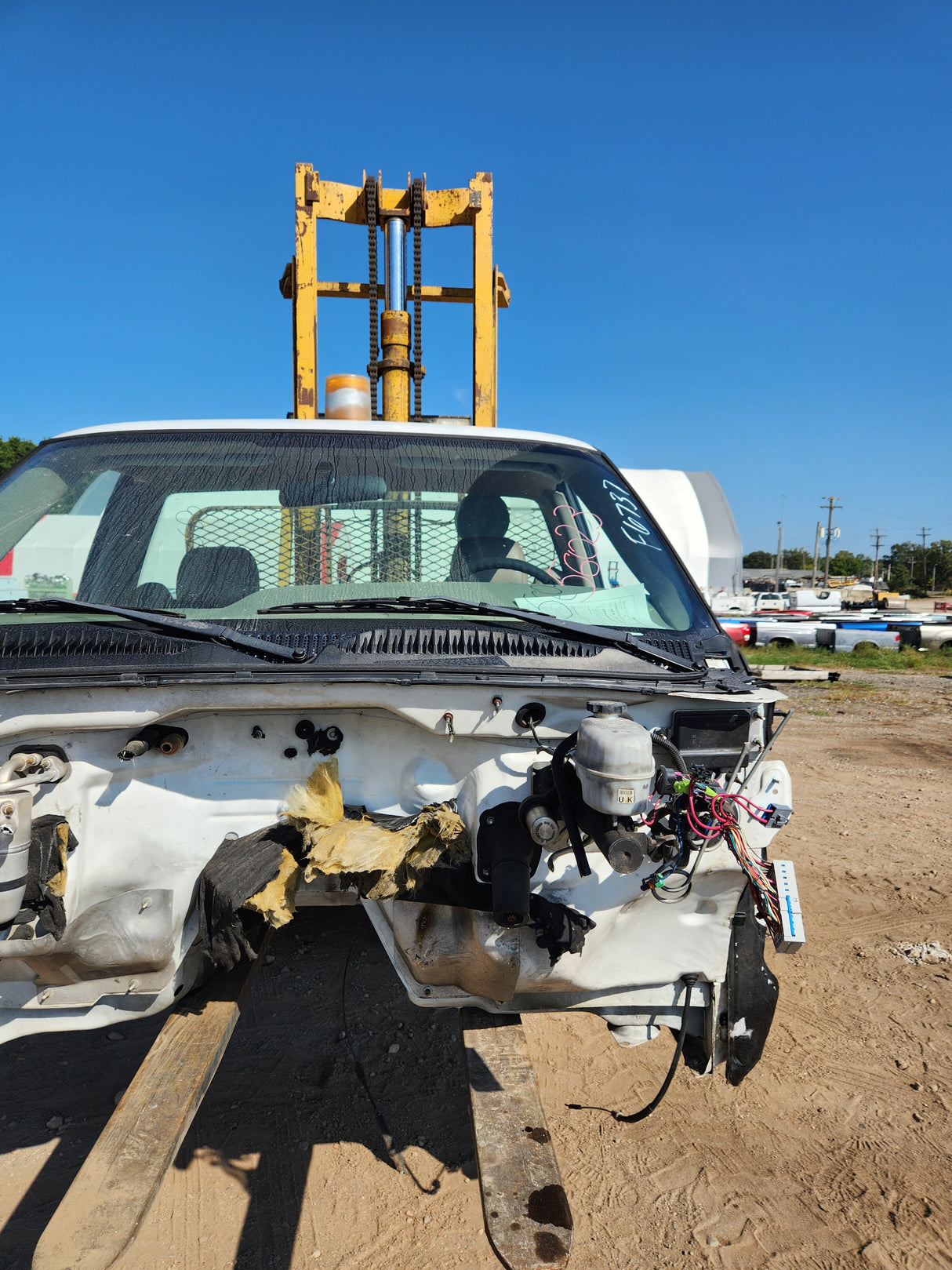 1999-2007 Chevrolet Silverado / GMC Sierra 1500 2500 HD 3500HD Regular Cab Body - Summit white