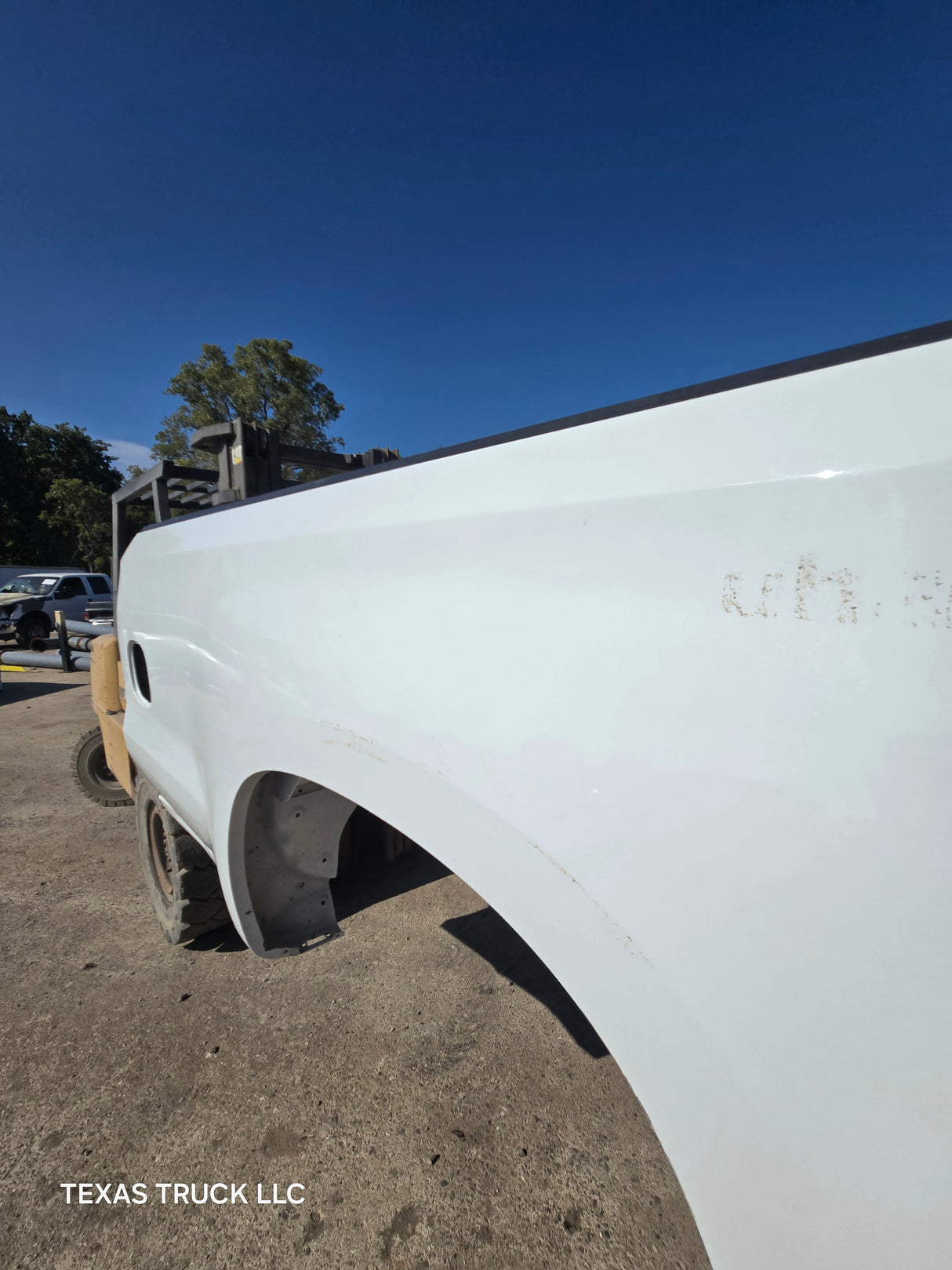 2019-2025 Chevrolet Silverado 1500 8' Long Truck Bed - White