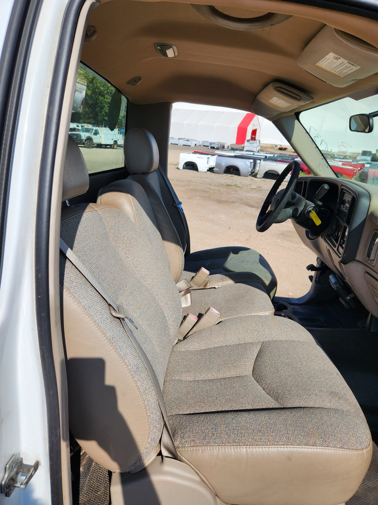 1999-2007 Chevrolet Silverado / GMC Sierra 1500 2500 HD 3500HD Regular Cab Body - Summit white