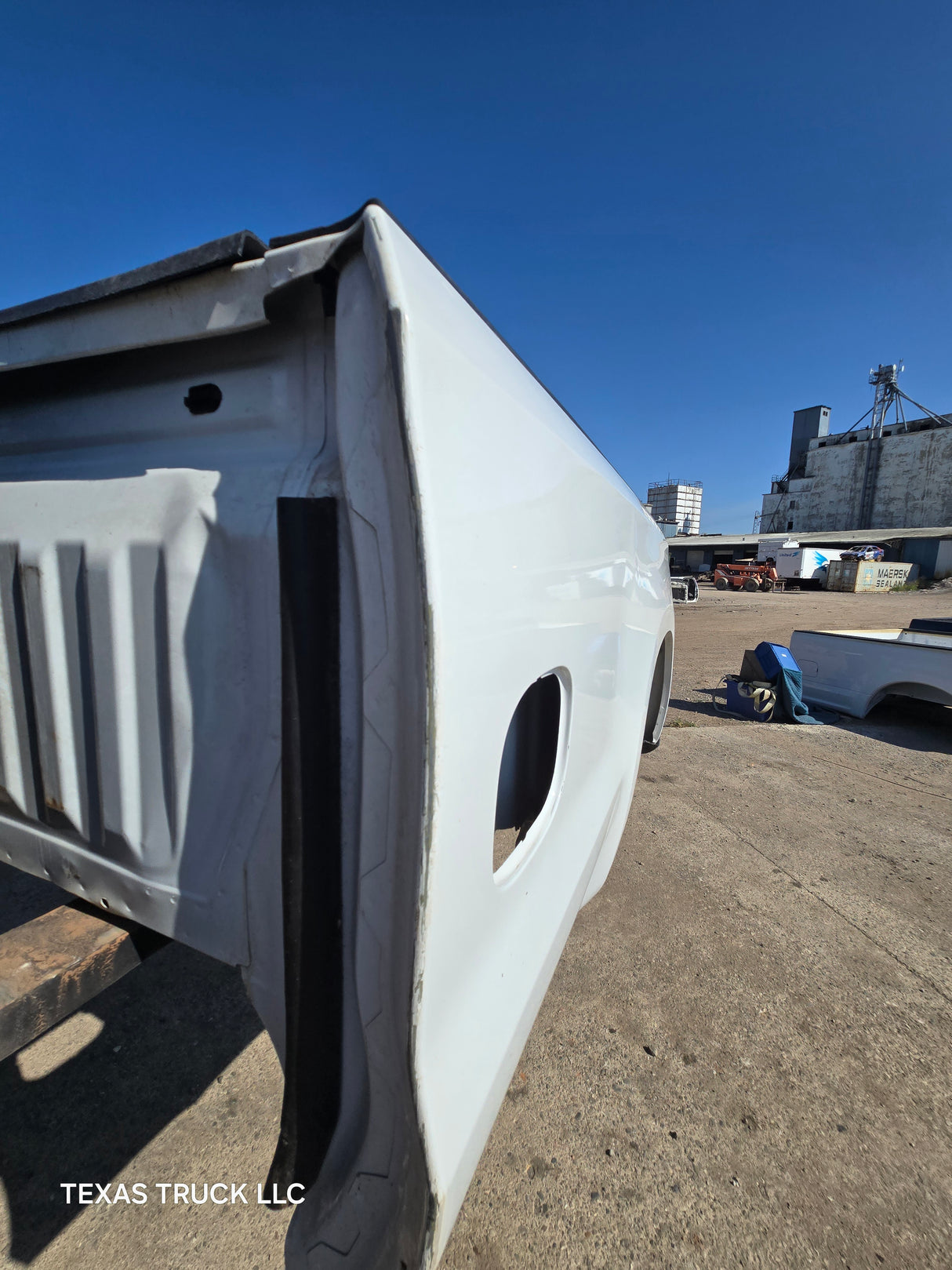 2019-2025 Chevrolet Silverado 1500 8' Long Truck Bed - White