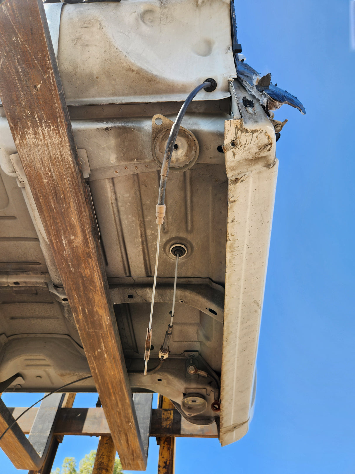 1999-2007 Chevrolet Silverado / GMC Sierra 1500 2500 HD 3500HD Regular Cab Body - Summit white