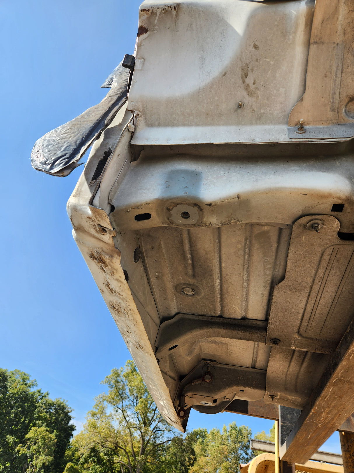 1999-2007 Chevrolet Silverado / GMC Sierra 1500 2500 HD 3500HD Regular Cab Body - Summit white