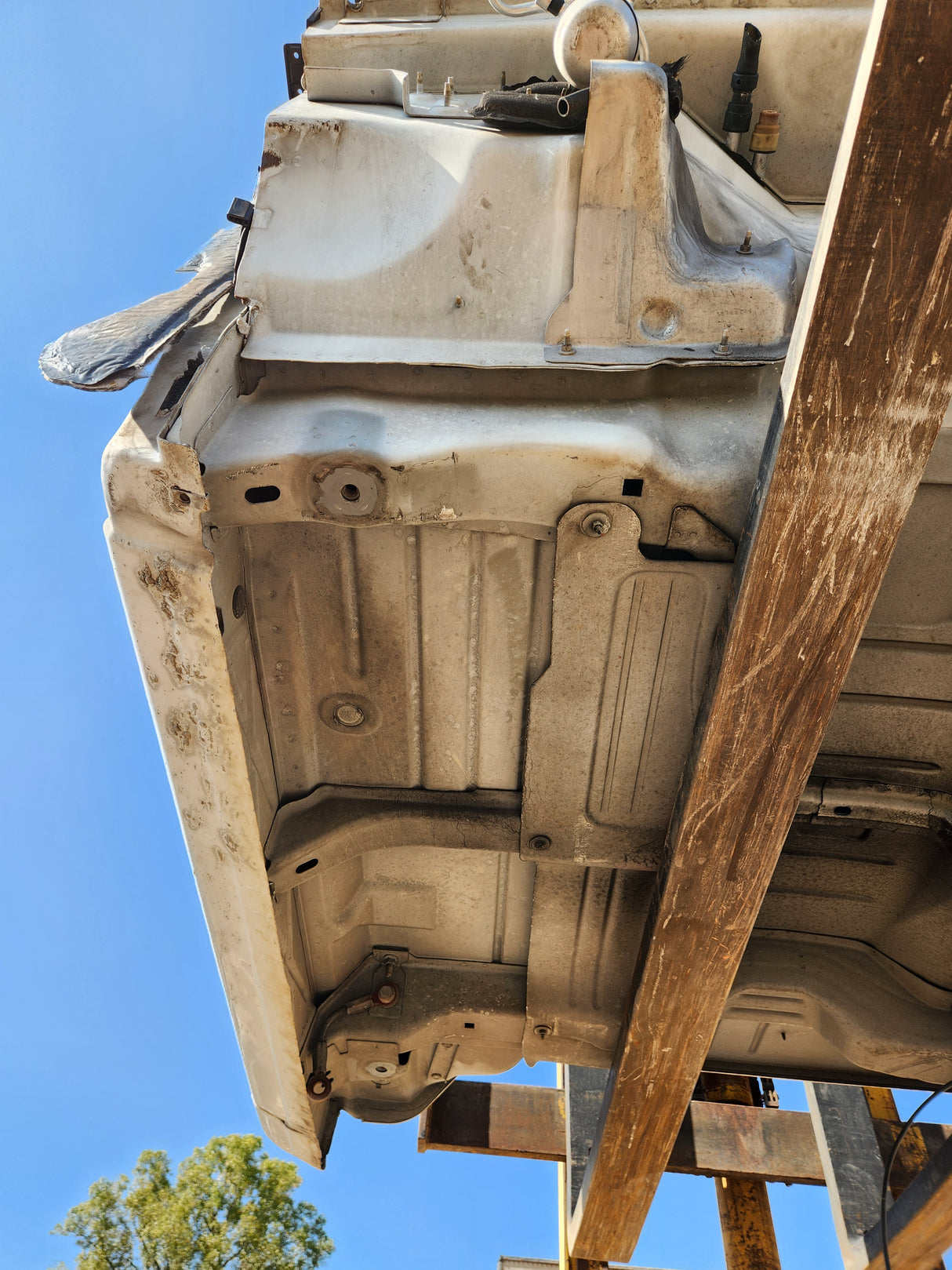 1999-2007 Chevrolet Silverado / GMC Sierra 1500 2500 HD 3500HD Regular Cab Body - Summit white